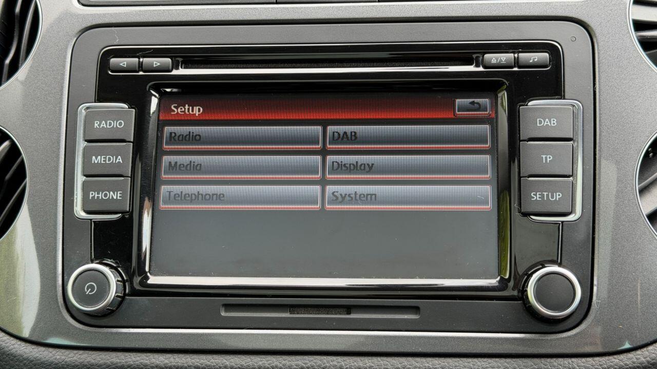 Volkswagen Tiguan view 19