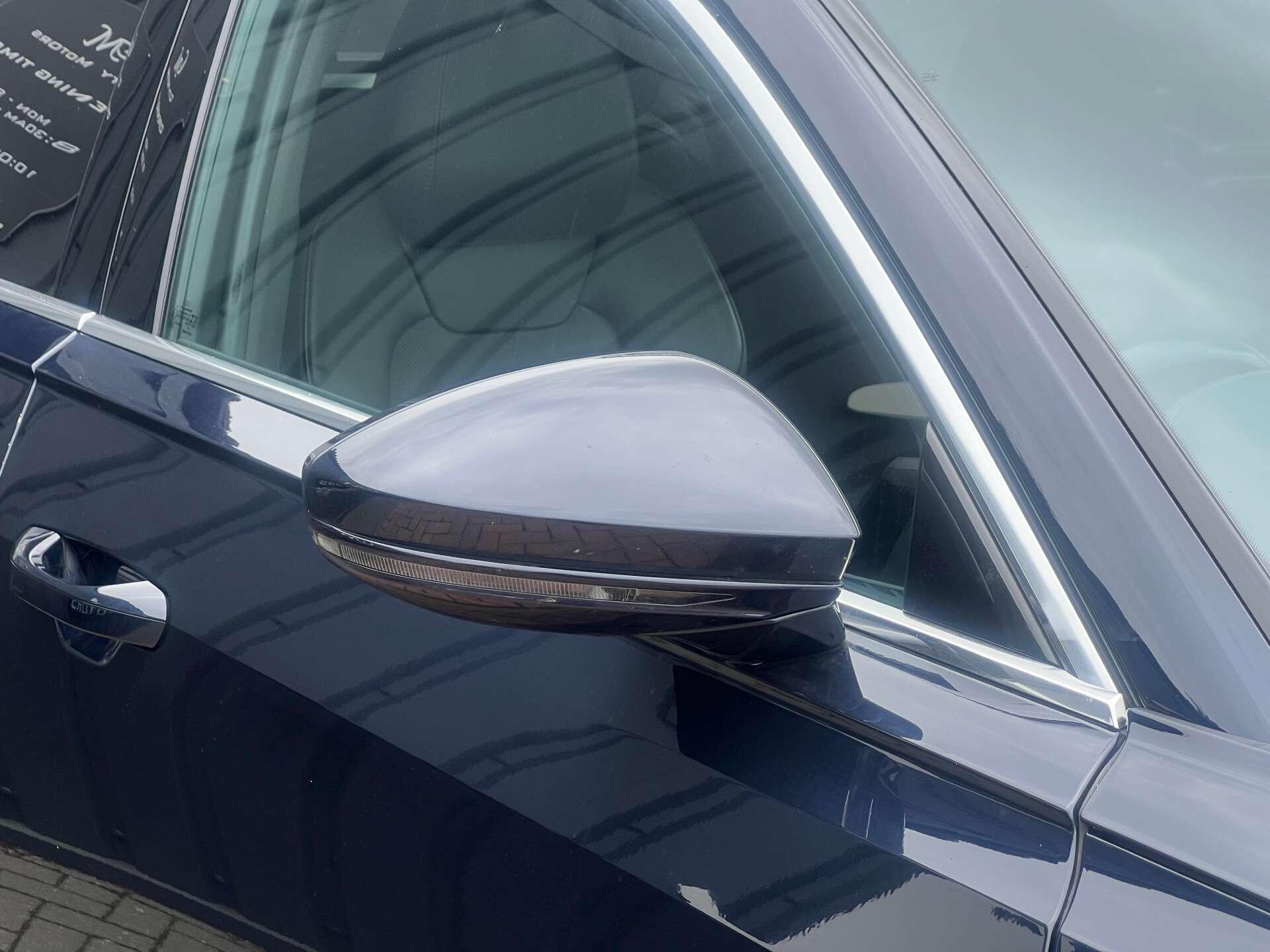 Audi A8 view 57