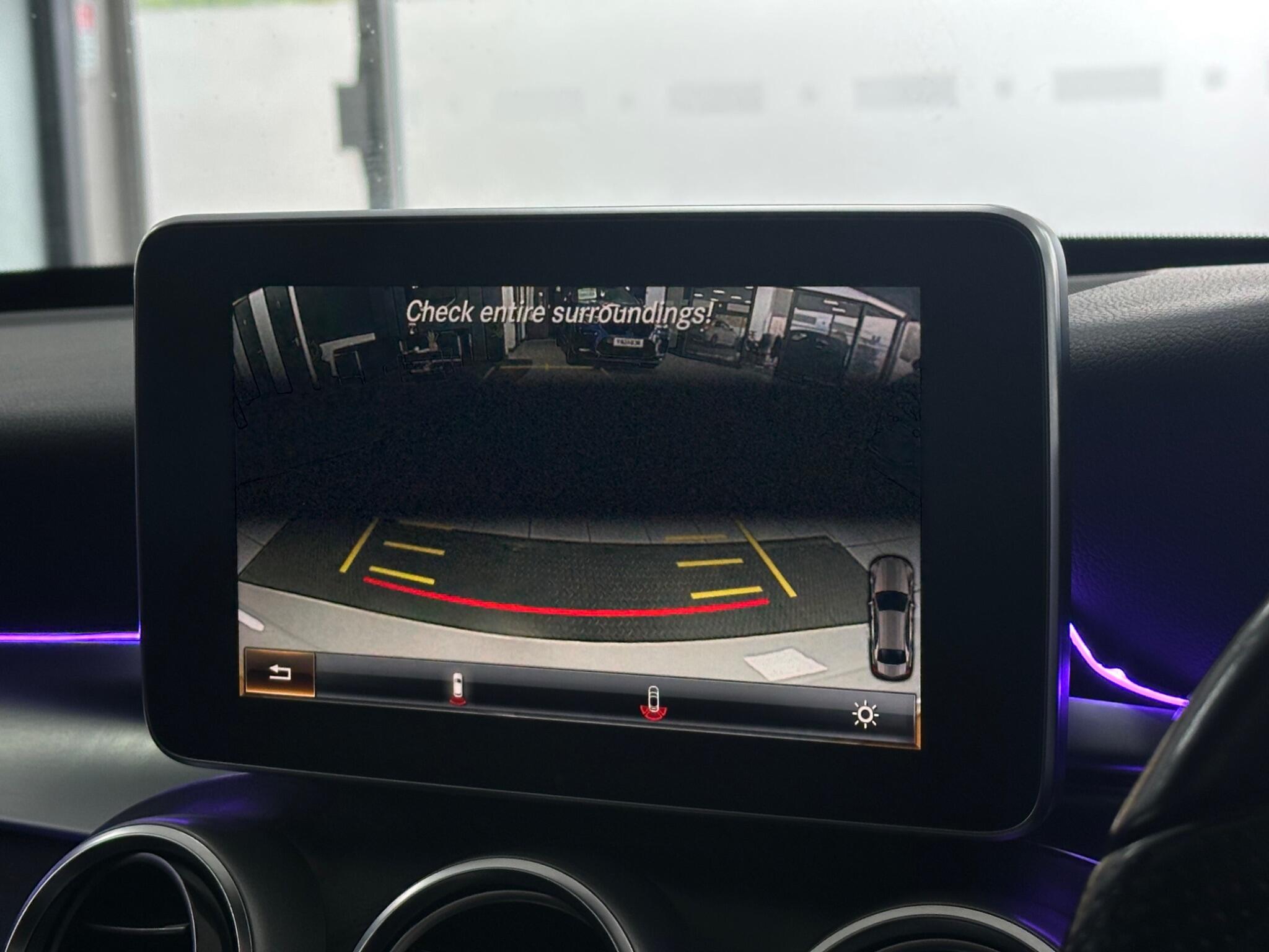 Mercedes-Benz C Class view 31