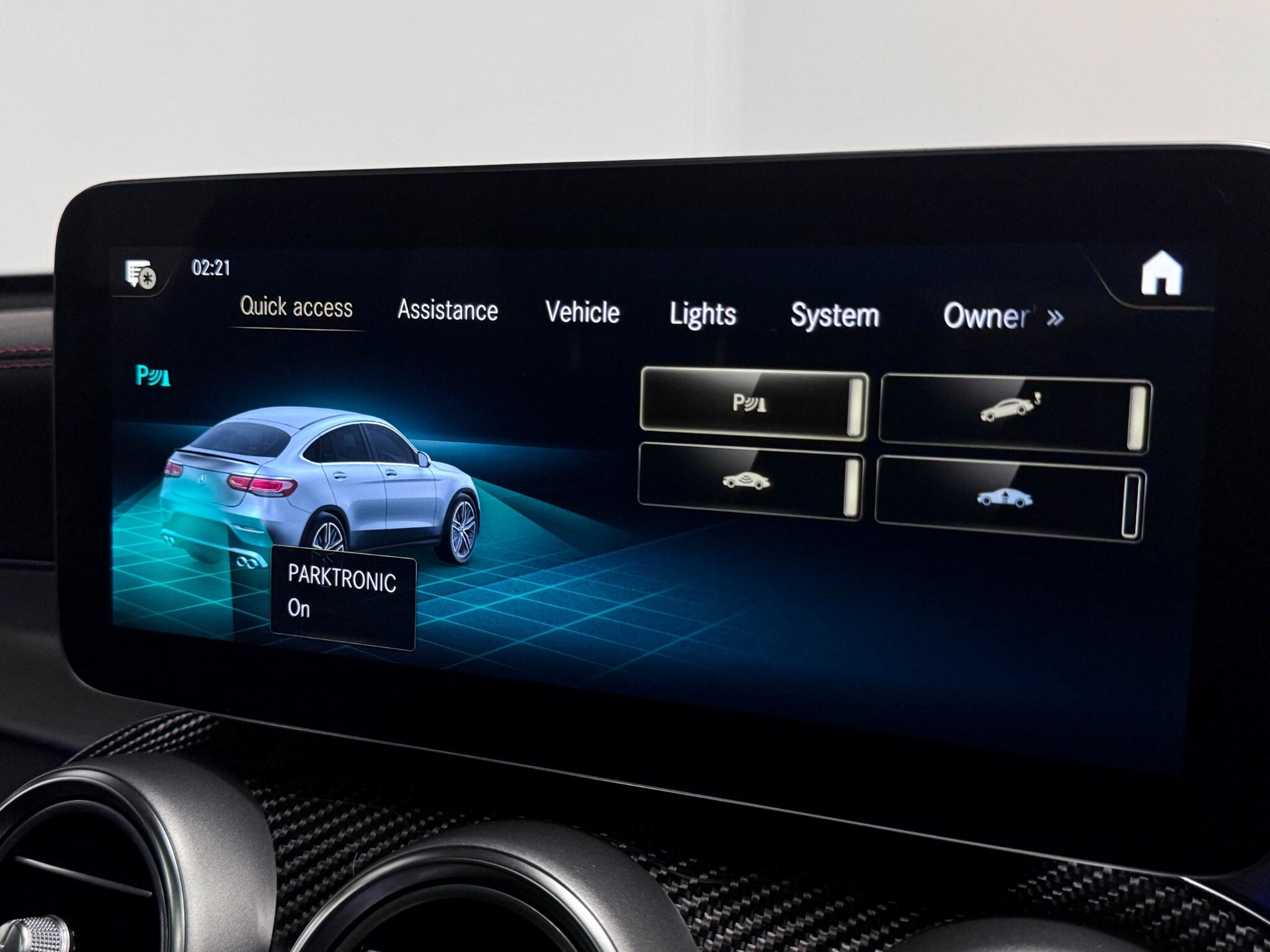 Mercedes-Benz GLC view 50