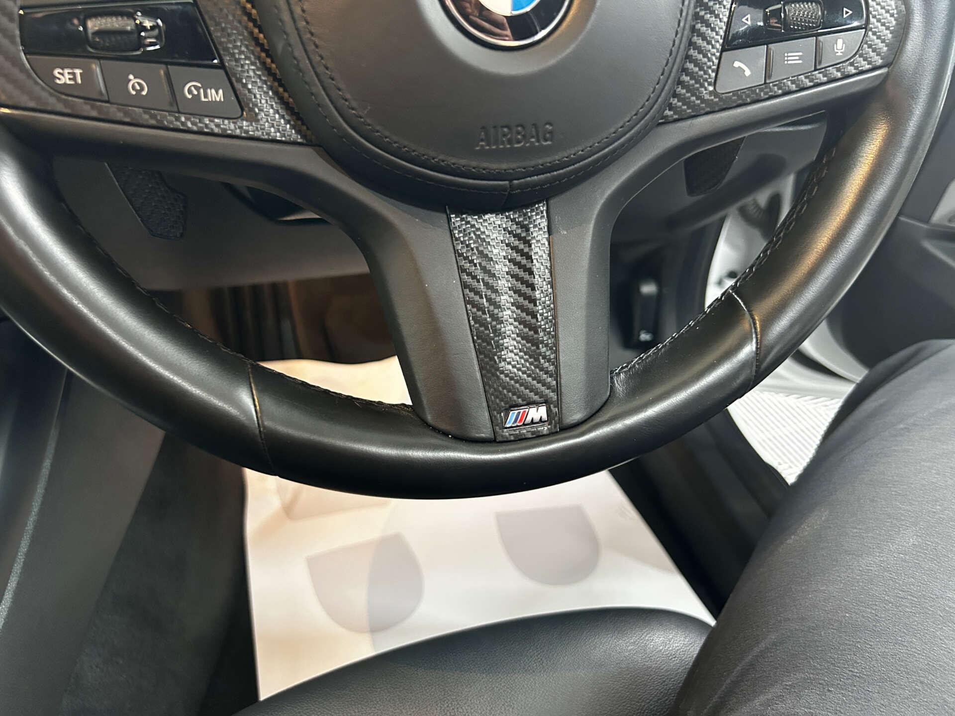 BMW 3 Series view 44