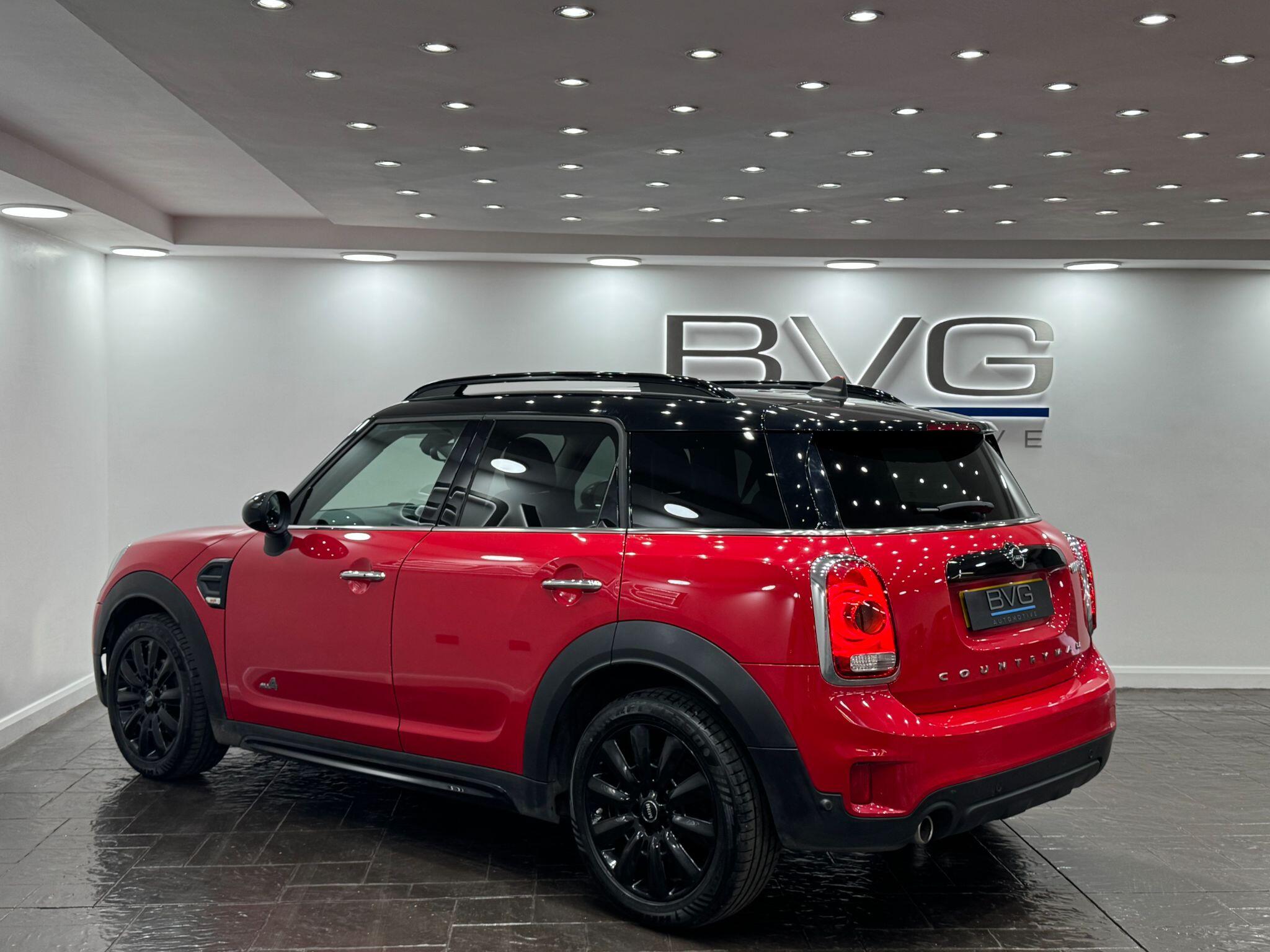 Mini Countryman view 8