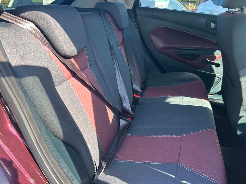Ford Fiesta view 13