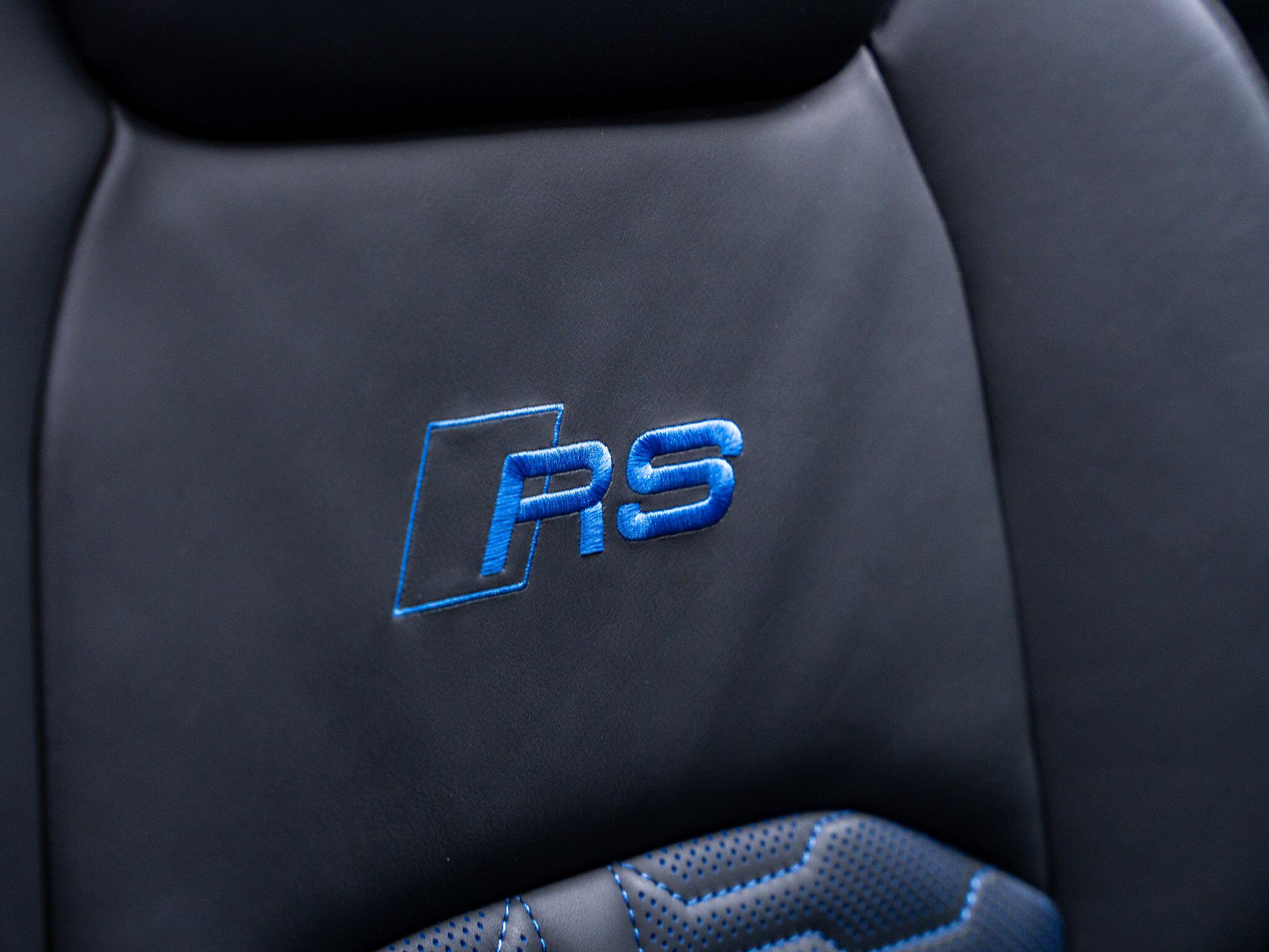 Audi RS6 view 41