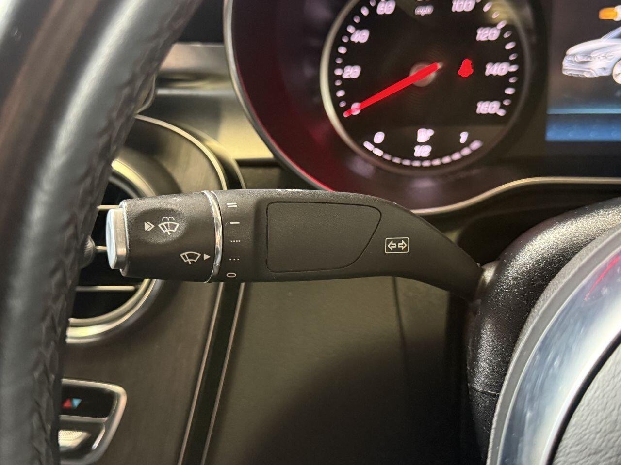 Mercedes-Benz GLC view 41