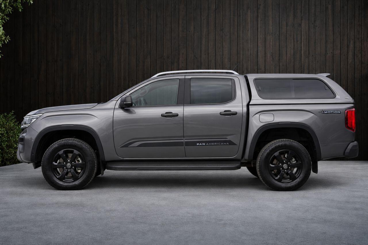 Volkswagen Amarok view 14