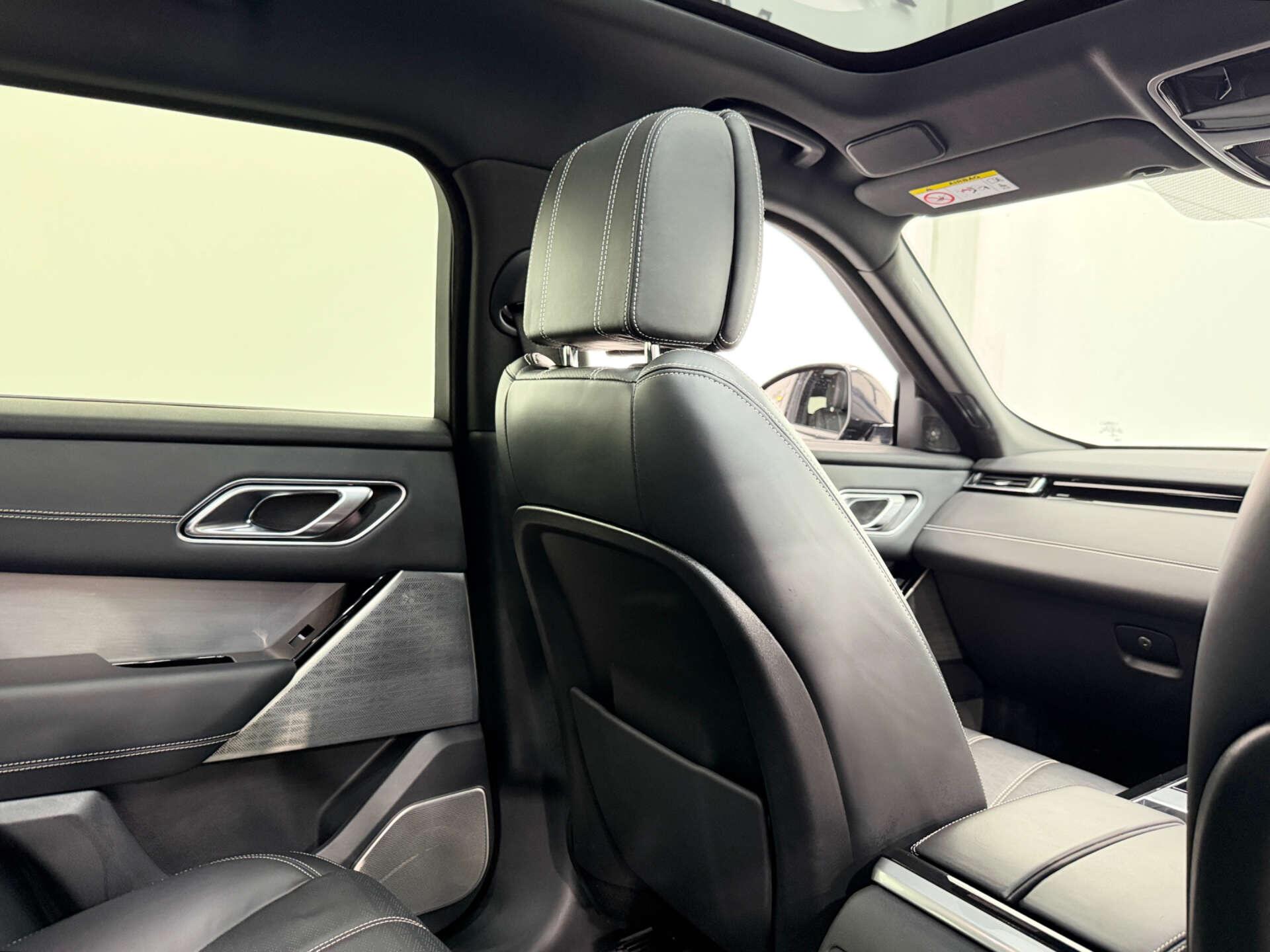 Land Rover Range Rover Velar view 17