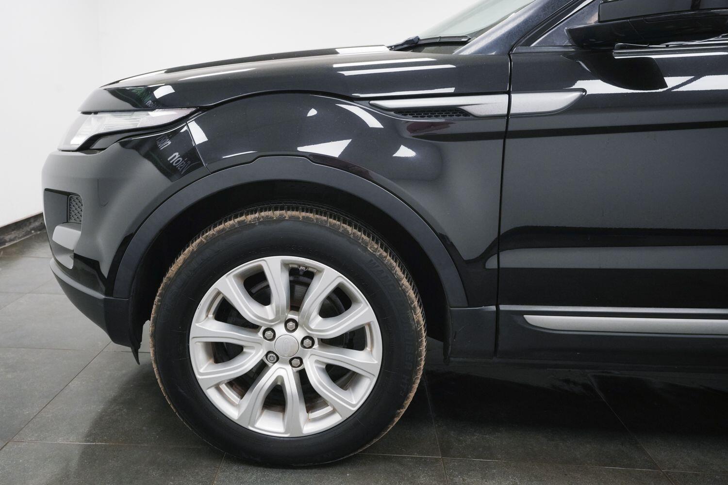 Land Rover Range Rover Evoque view 7