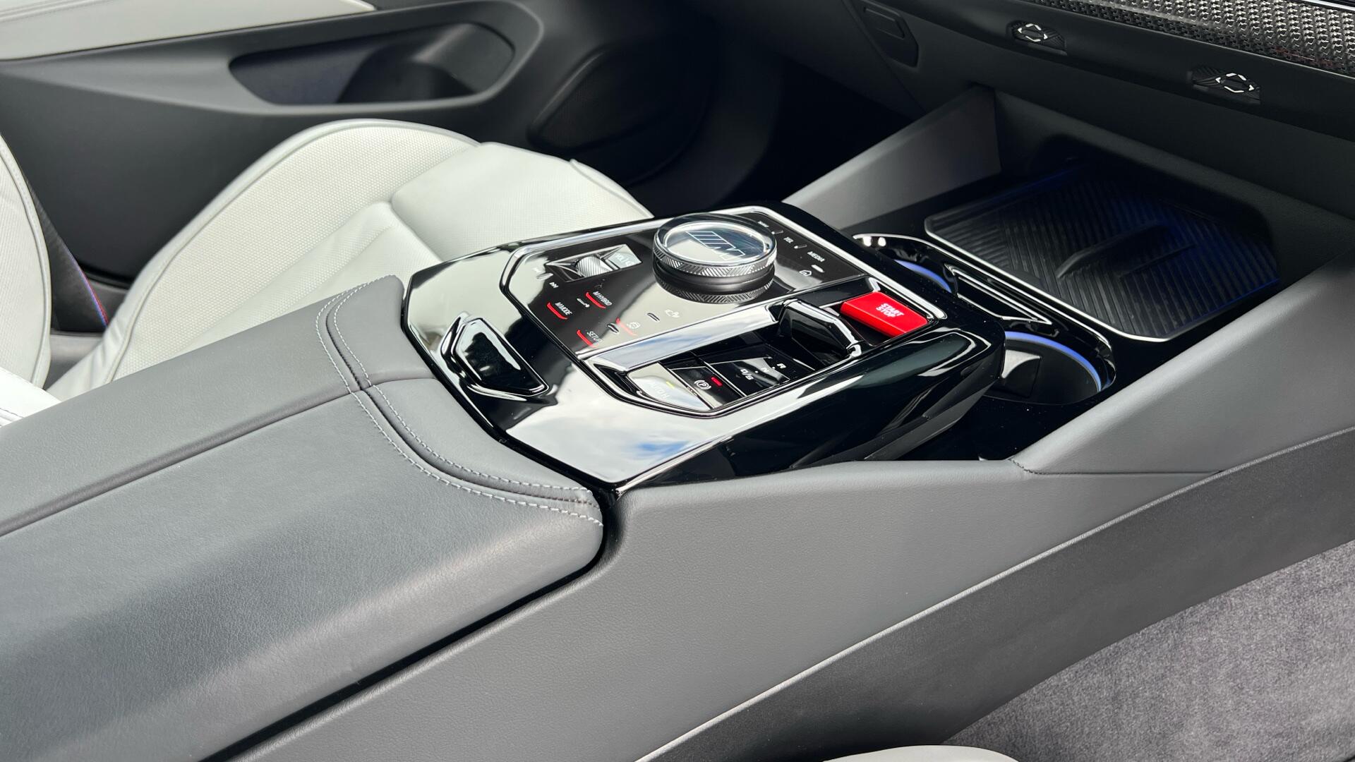 BMW M5 view 10