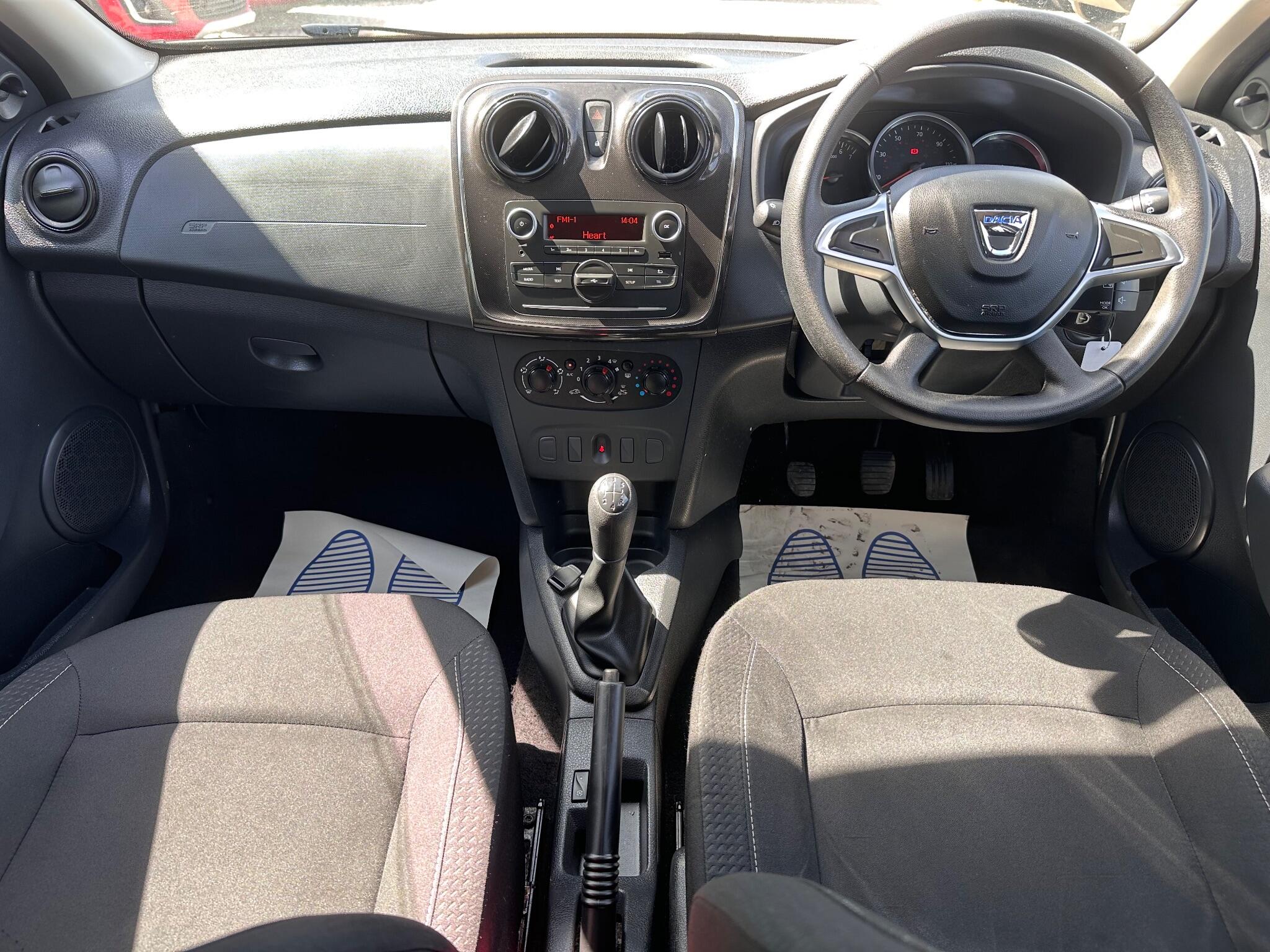 Dacia Logan MCV view 25
