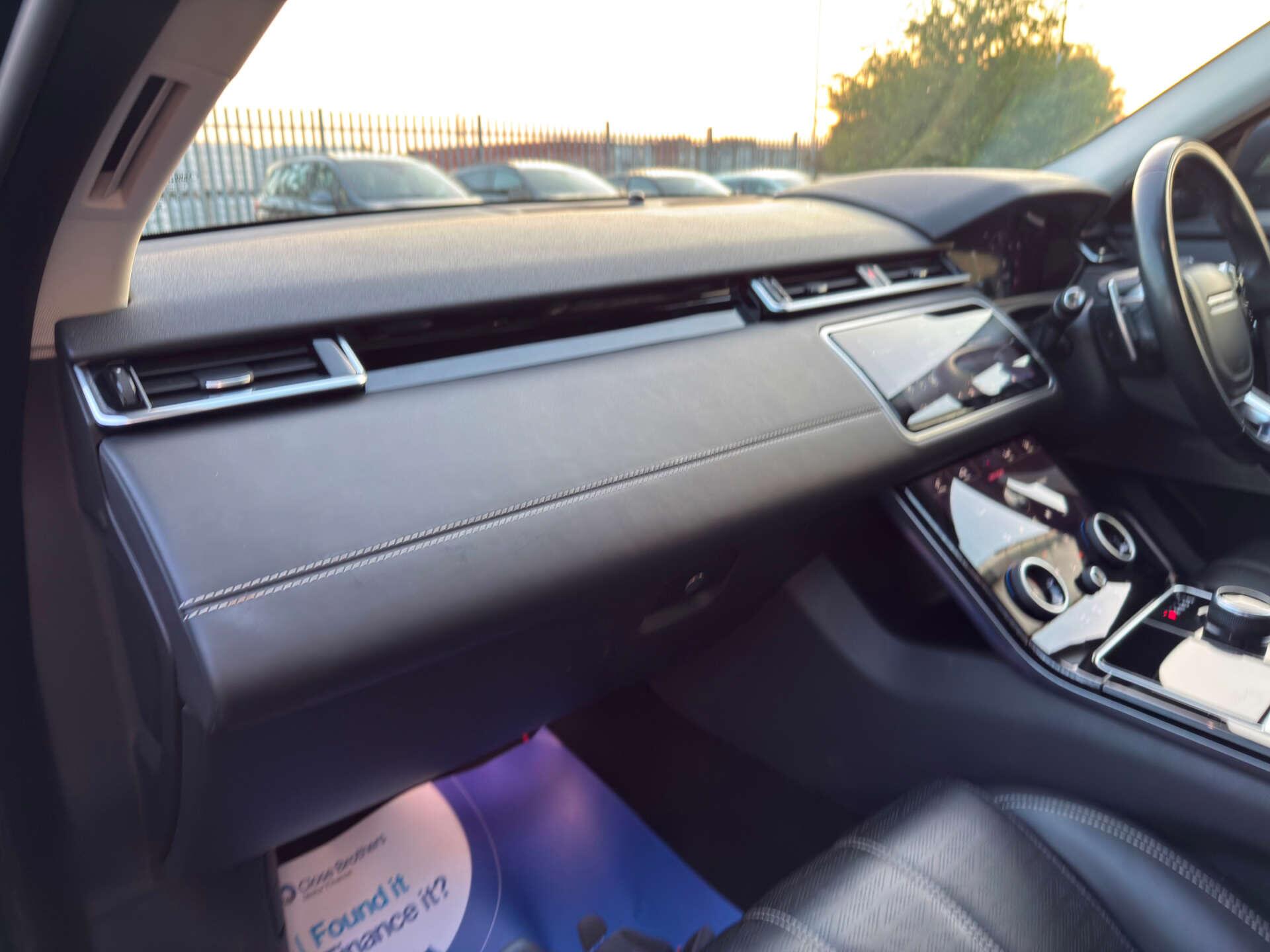 Land Rover Range Rover Velar view 43