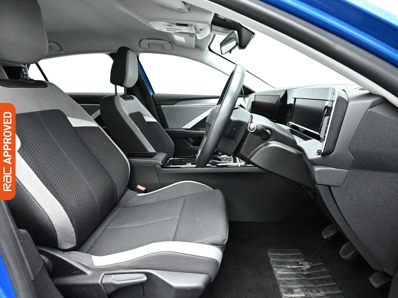 Vauxhall Astra view 11