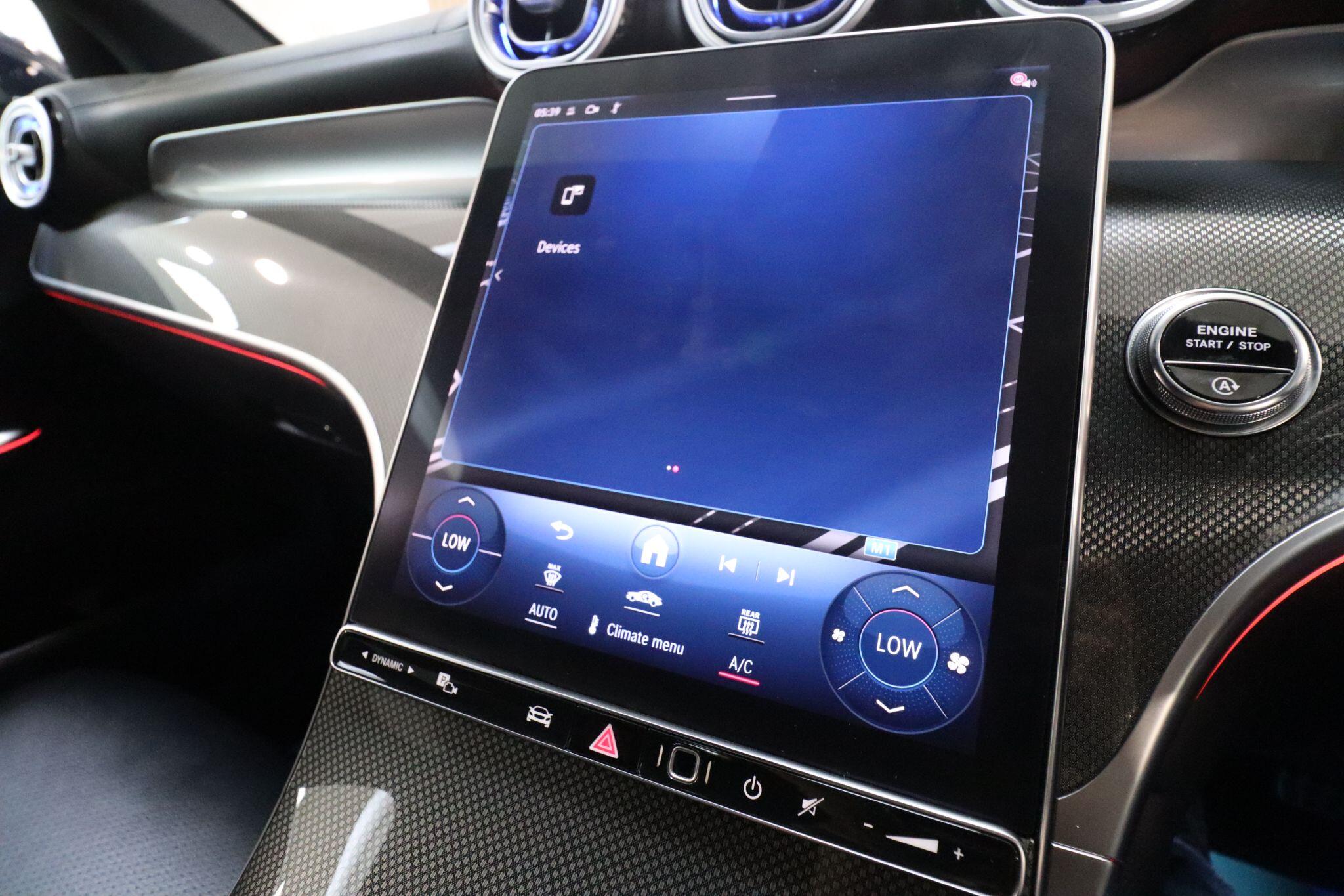Mercedes-Benz GLC view 26
