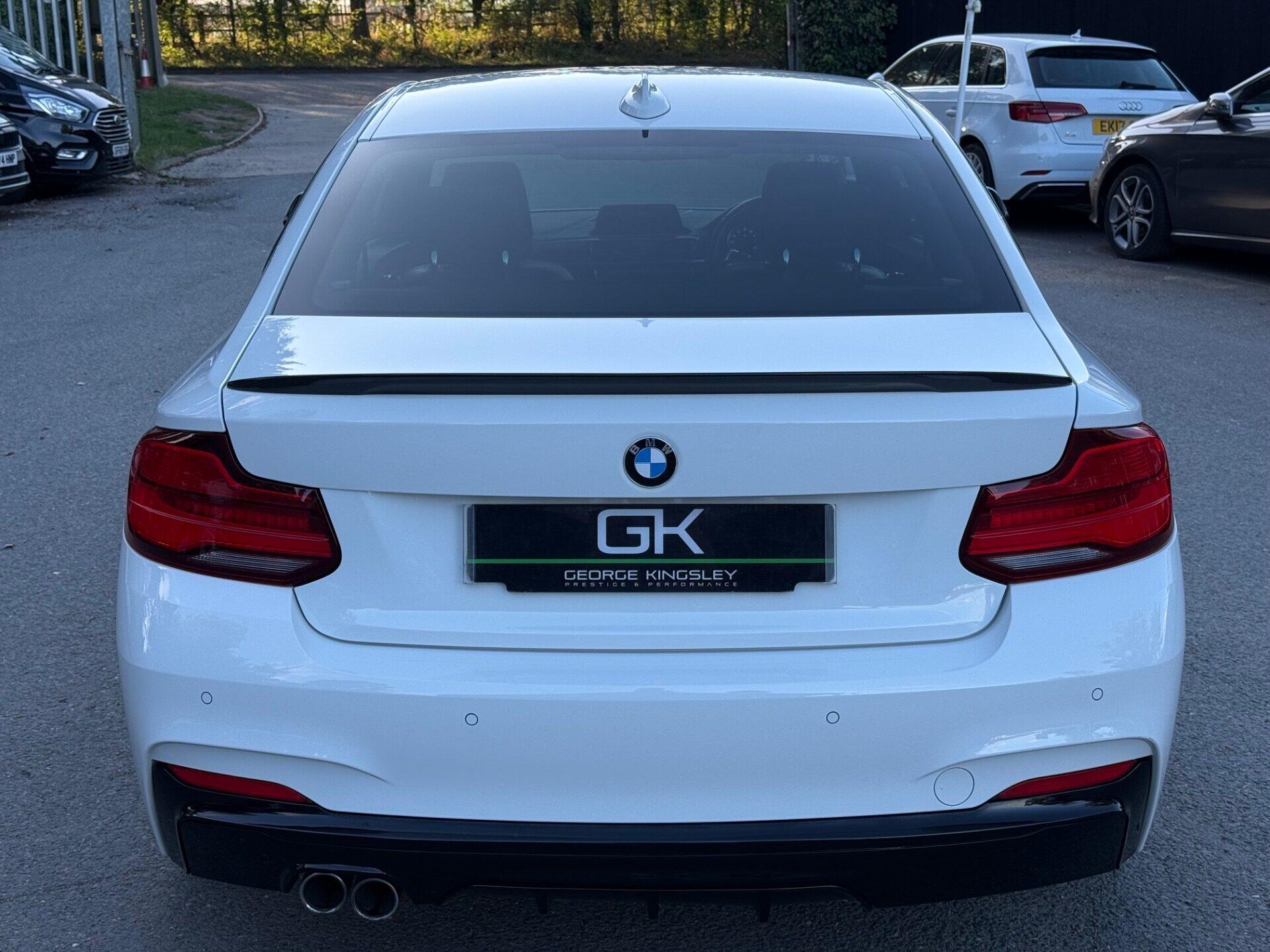 BMW 2 Series view 8