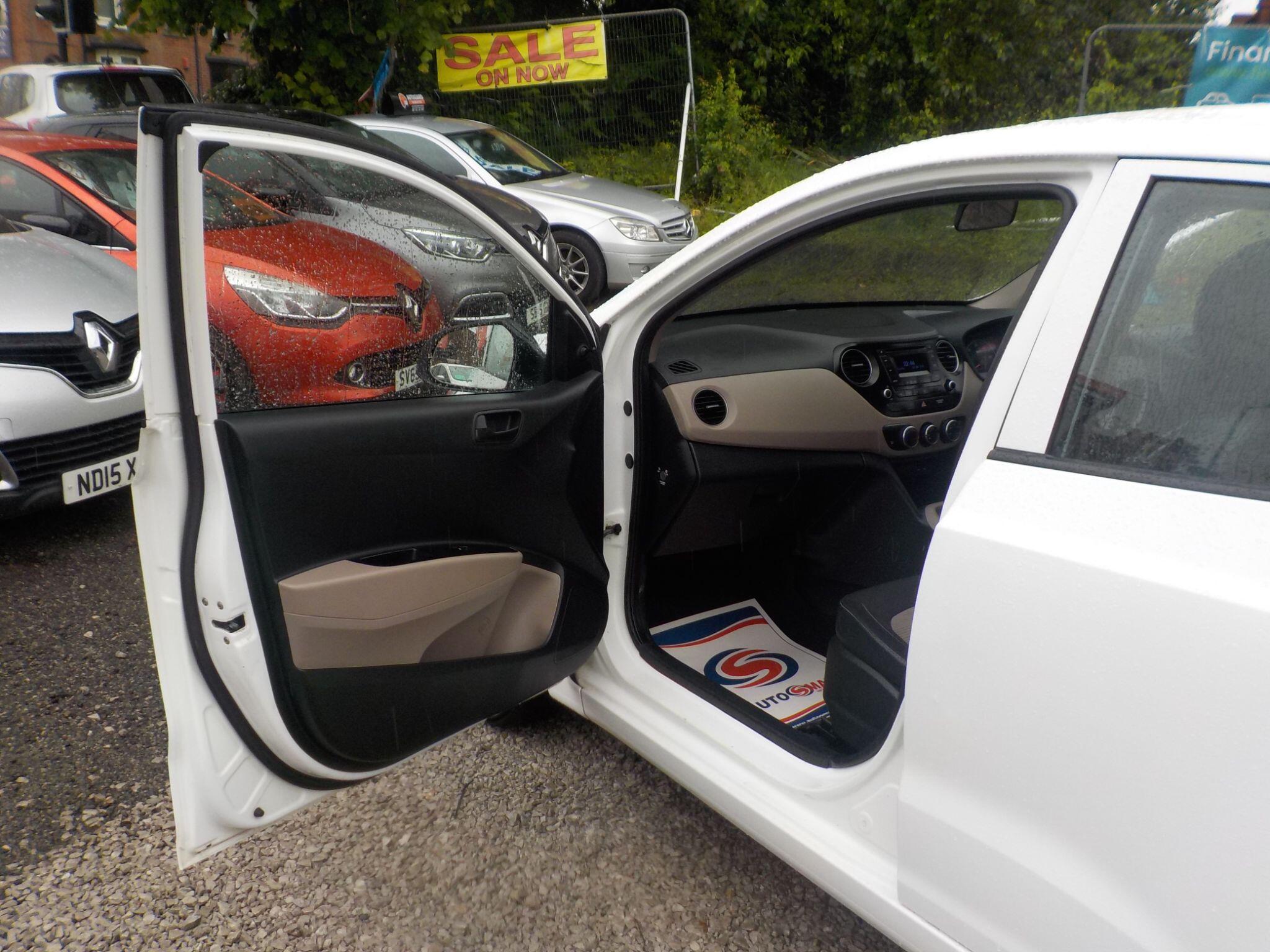 Hyundai i10 1.0 S Euro 5 5dr