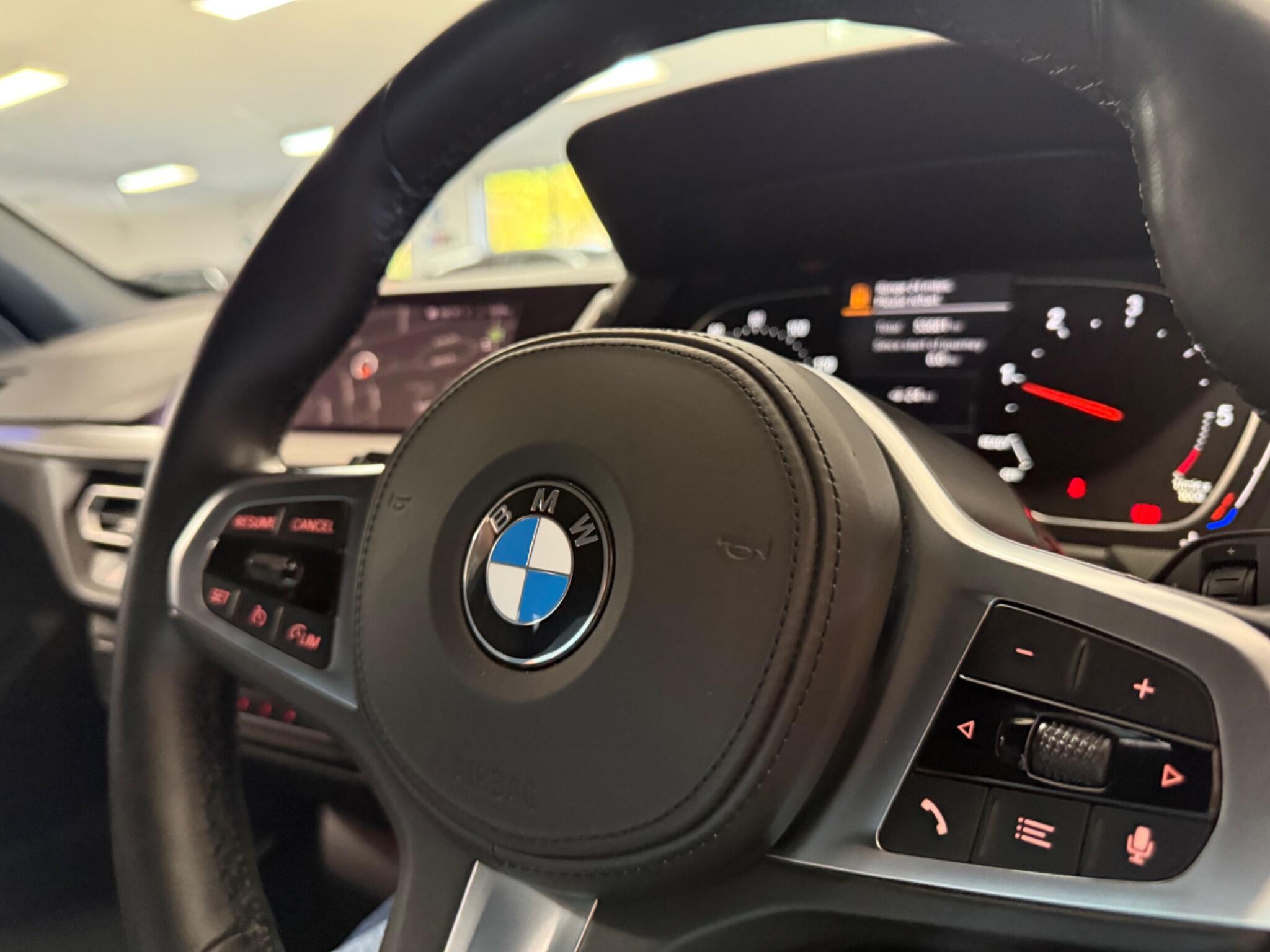 BMW 1 Series view 16