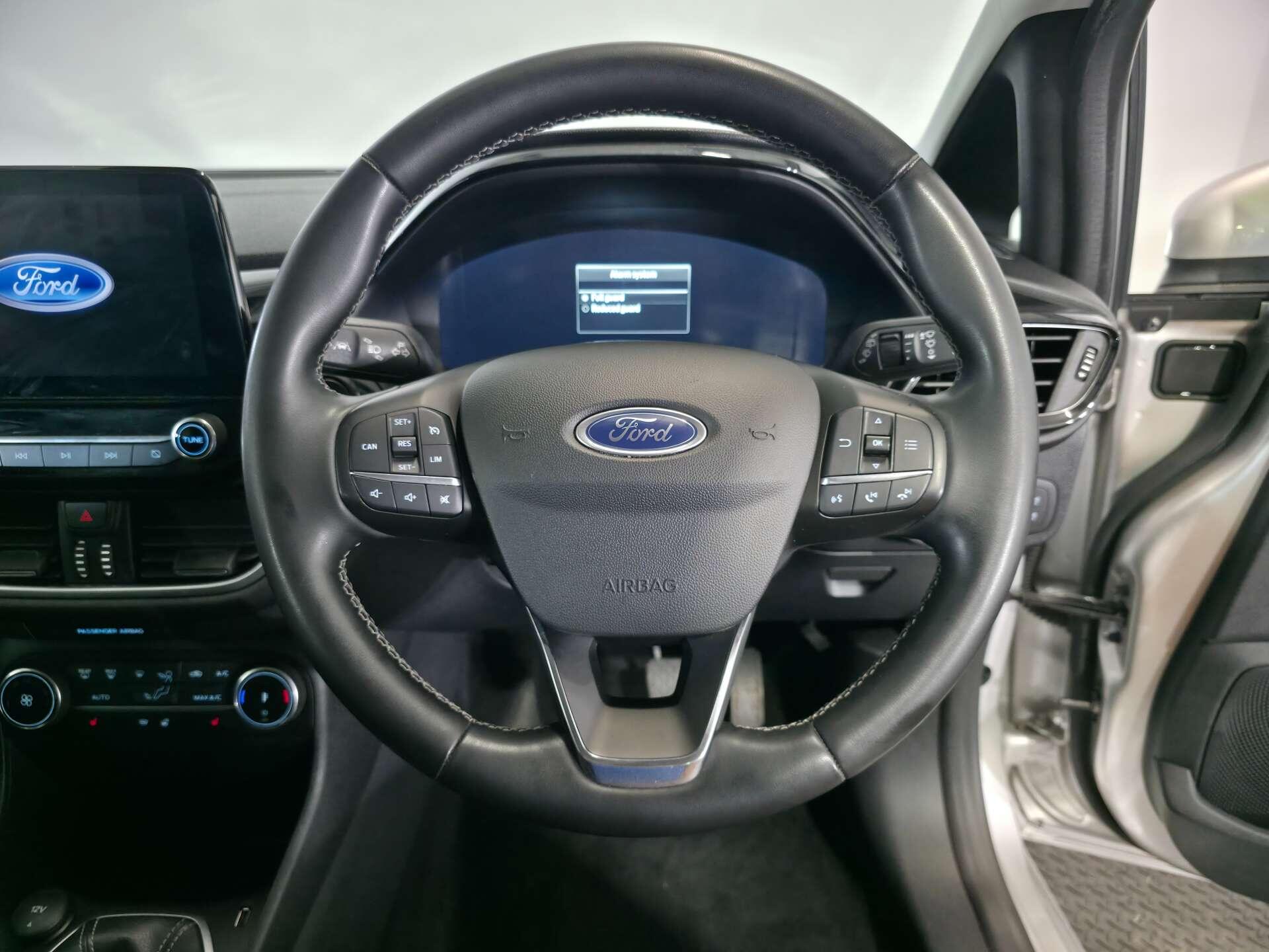 Ford Fiesta view 24