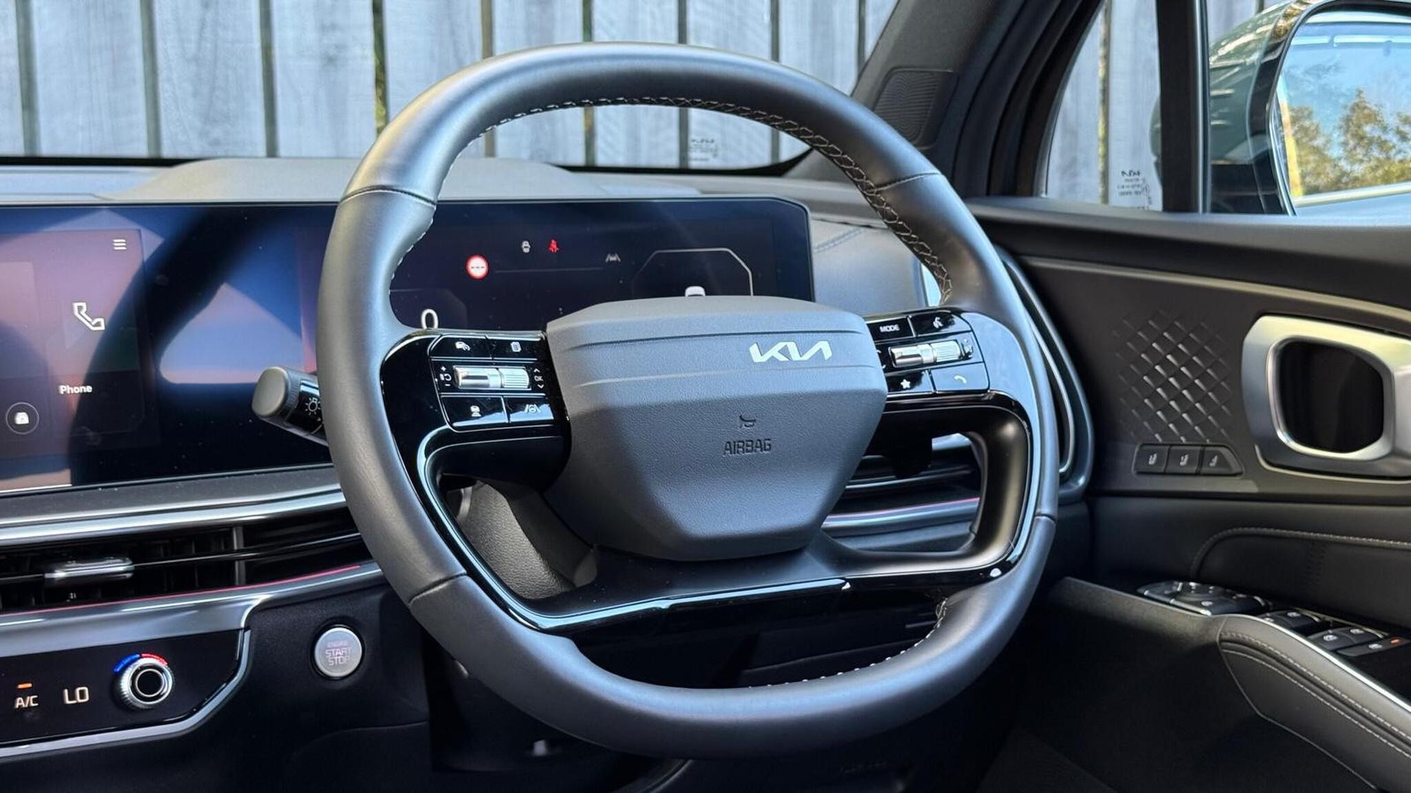 Kia Sorento view 15