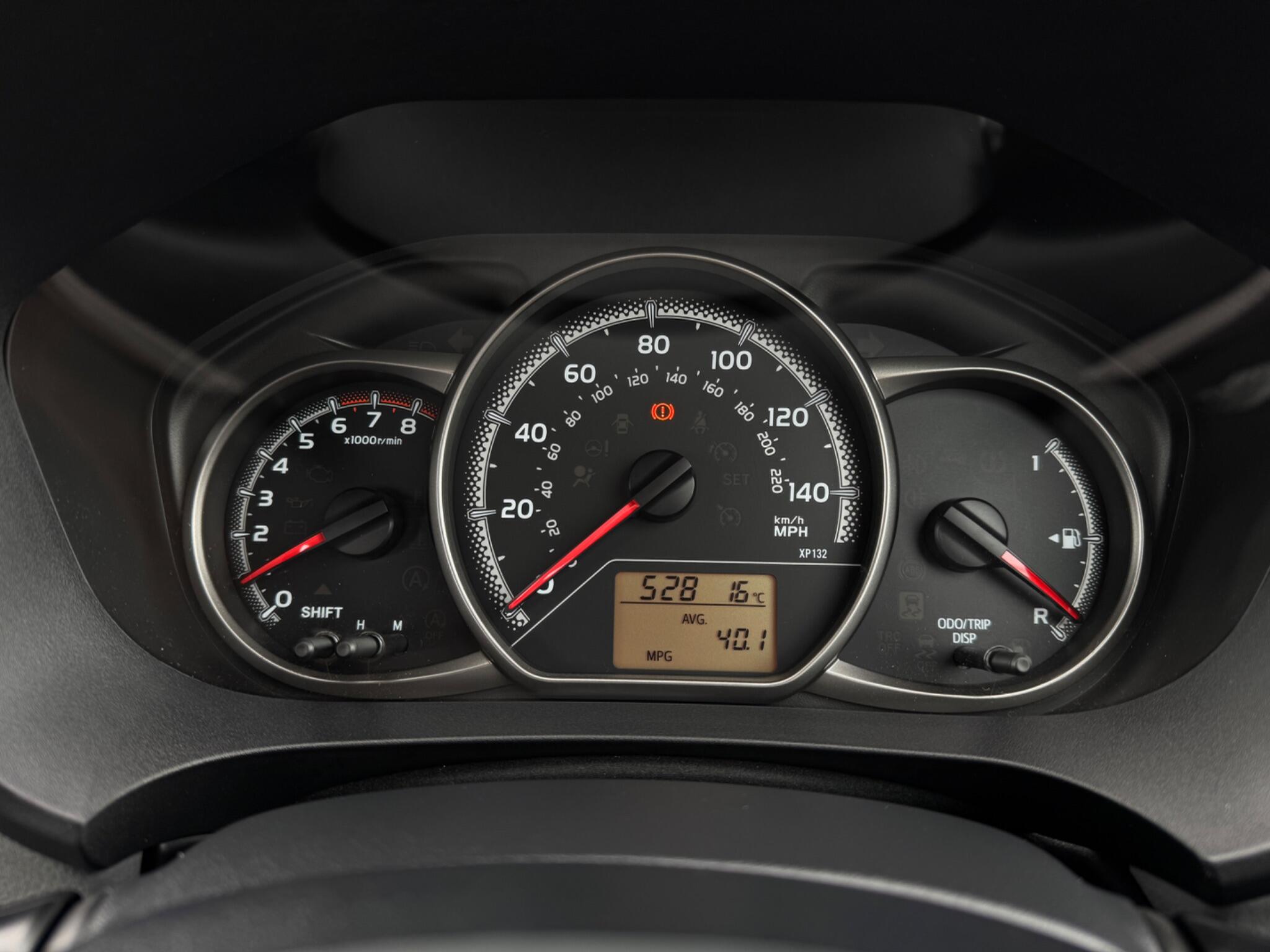 Toyota Yaris view 22