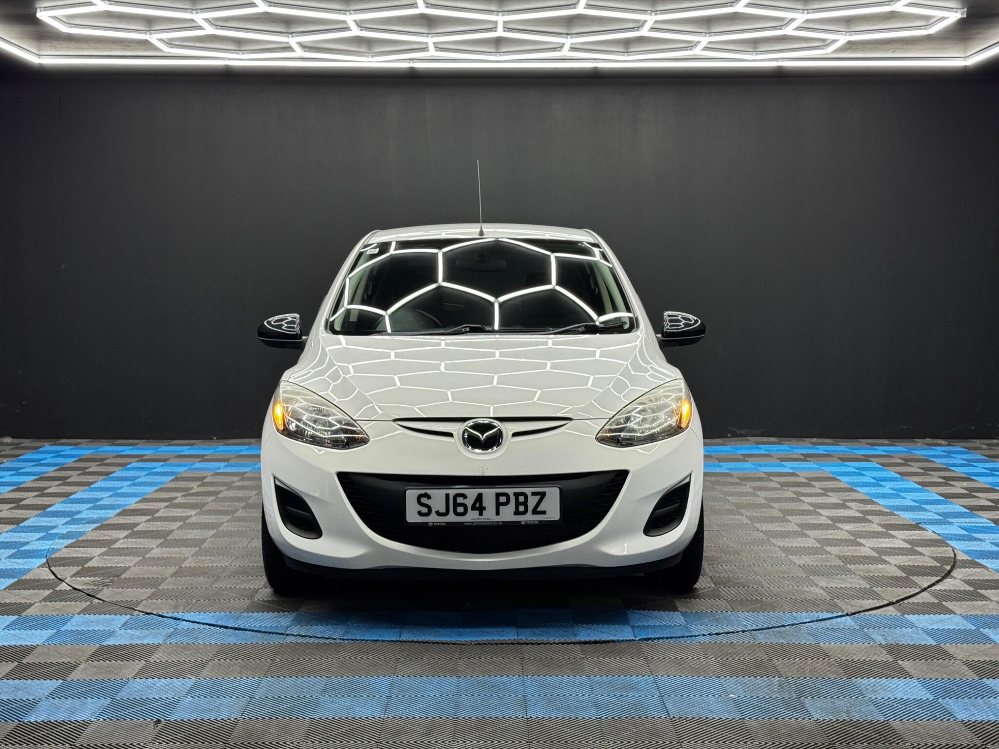 Mazda Mazda2 view 2