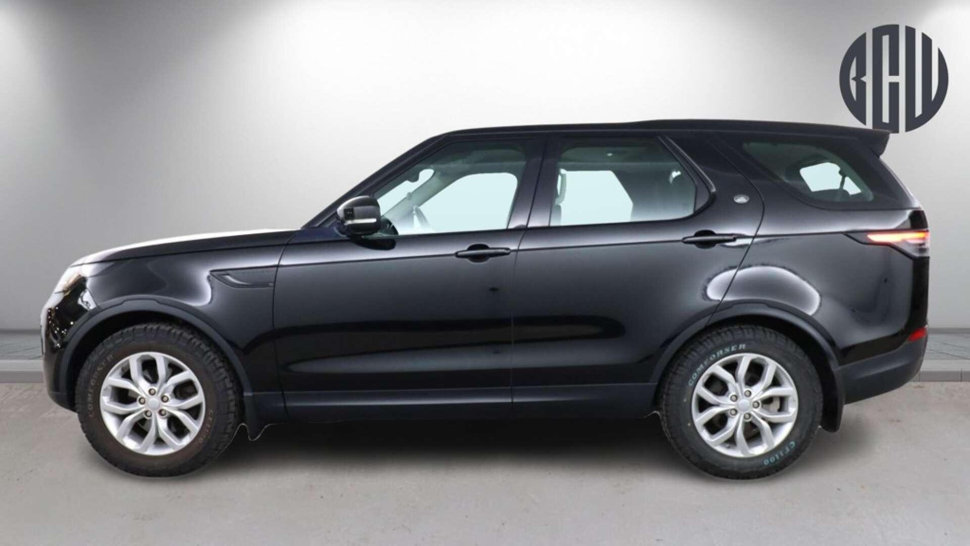 Land Rover Discovery view 6