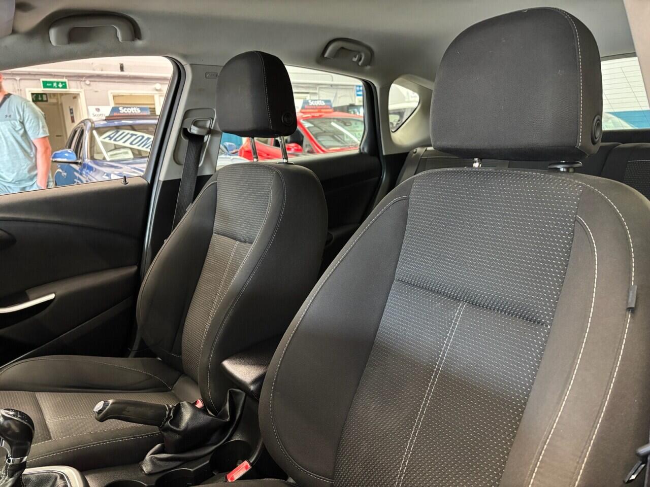 Vauxhall Astra view 26
