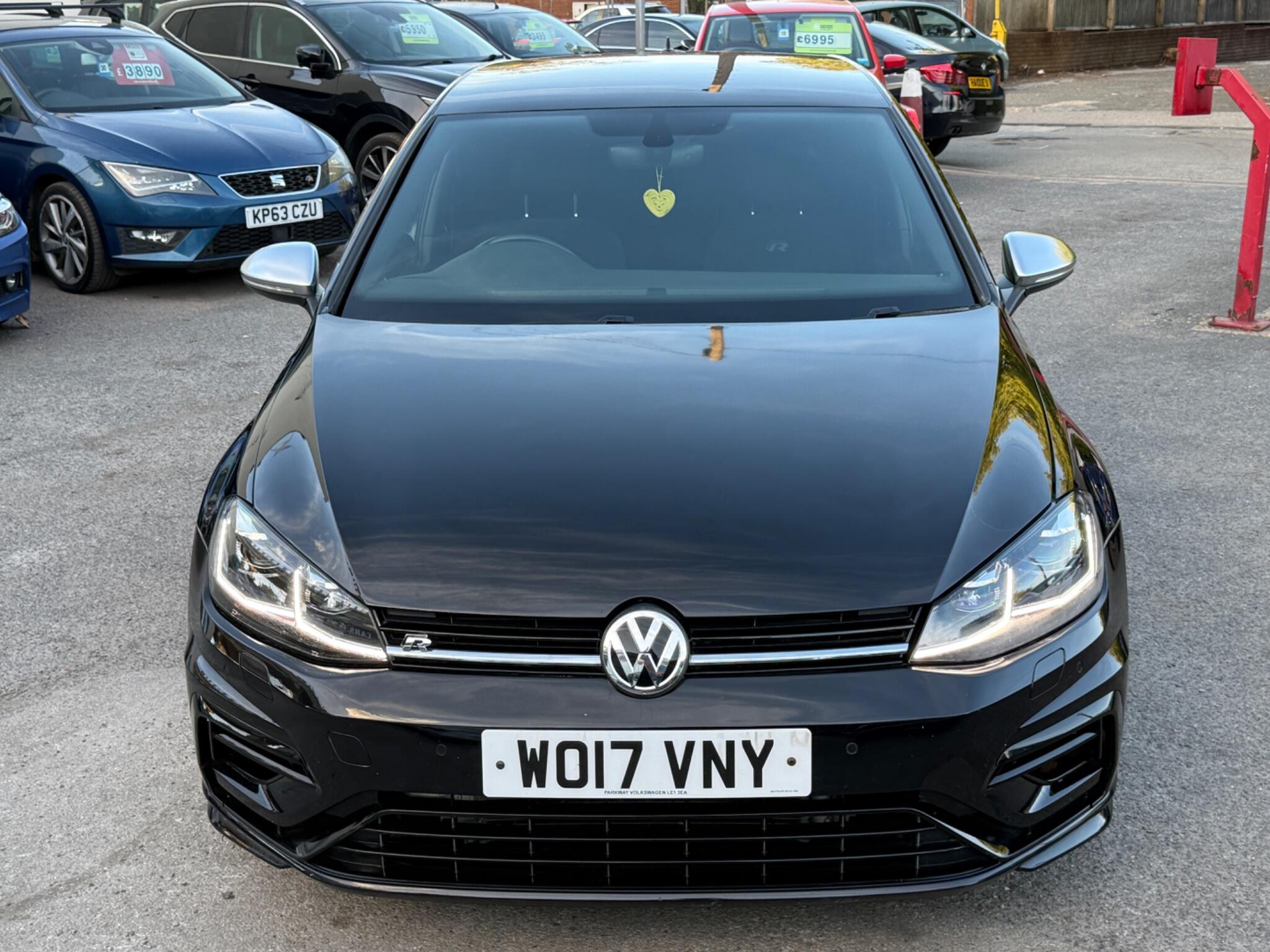 Volkswagen Golf - Image 7