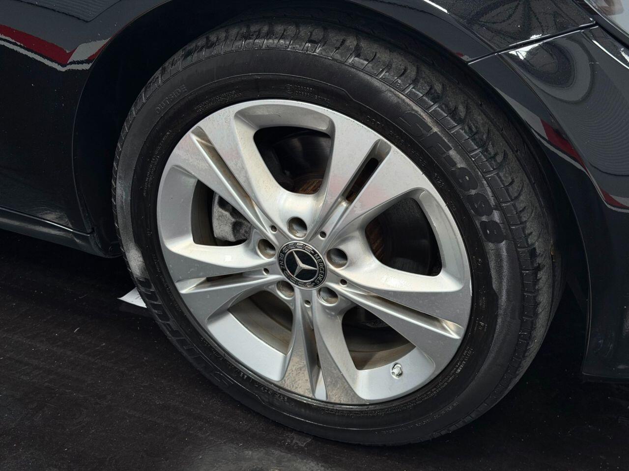 Mercedes-Benz C-Class view 20