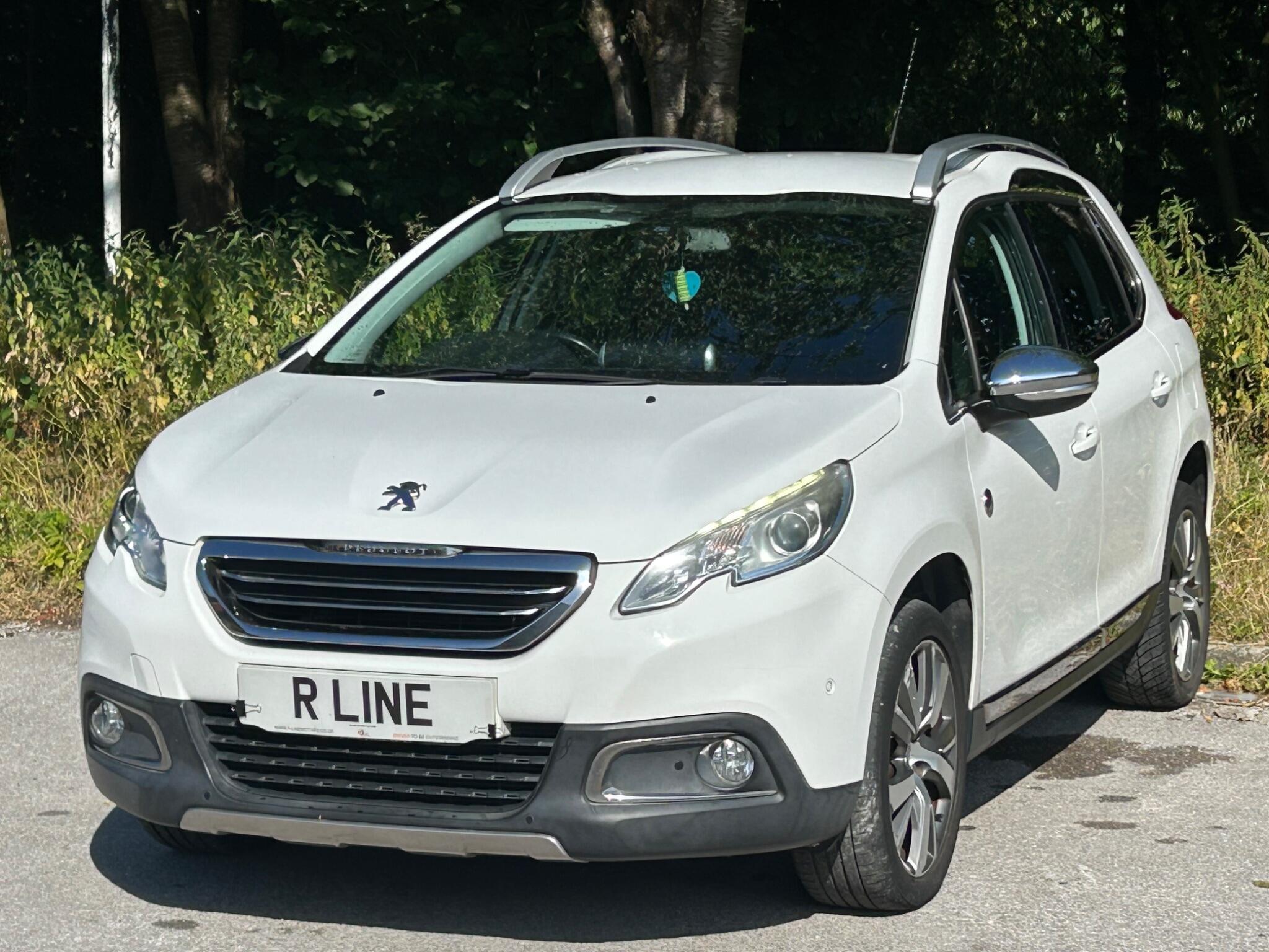 Peugeot 2008 view 8