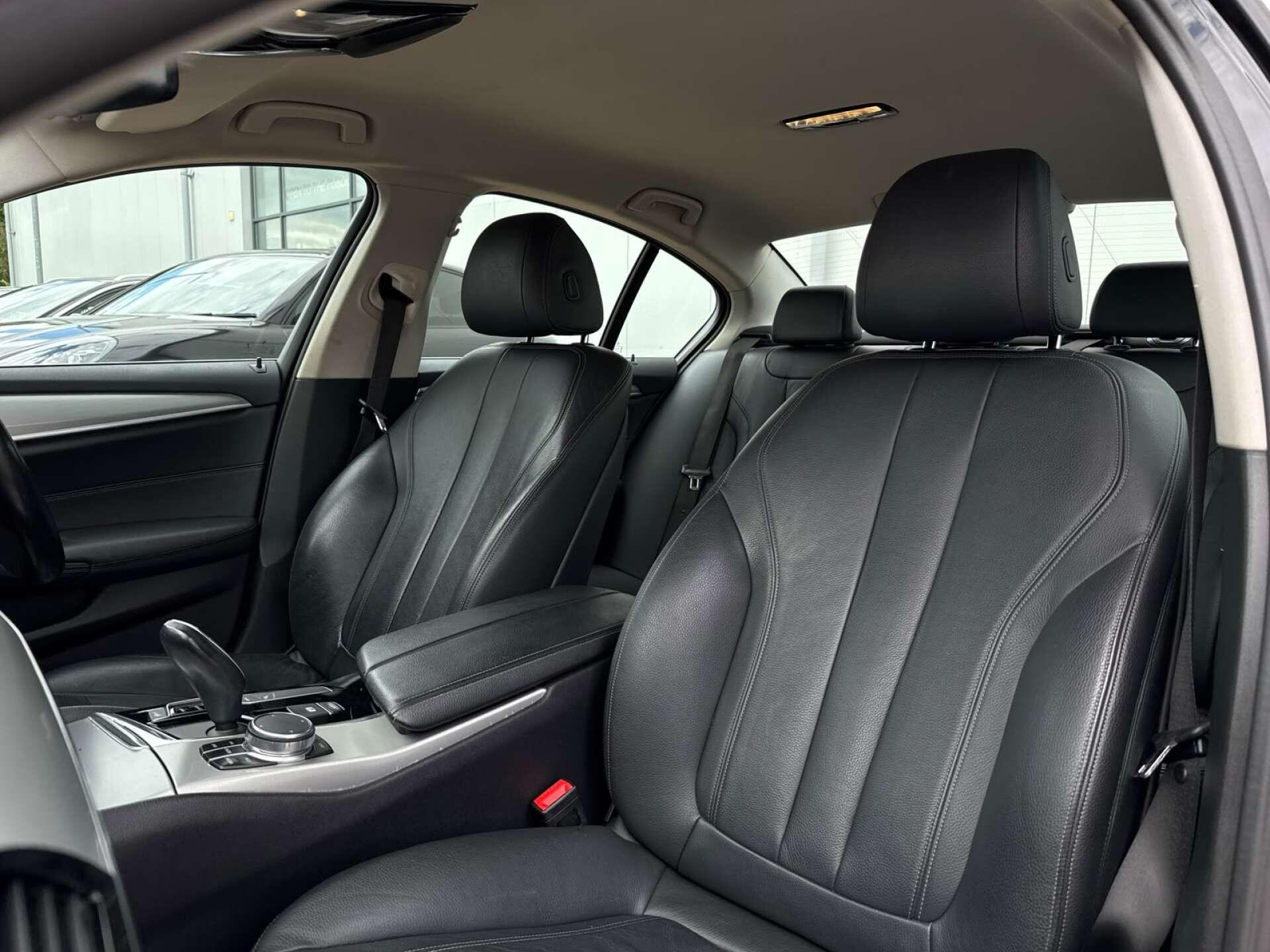 BMW 5 Series view 50