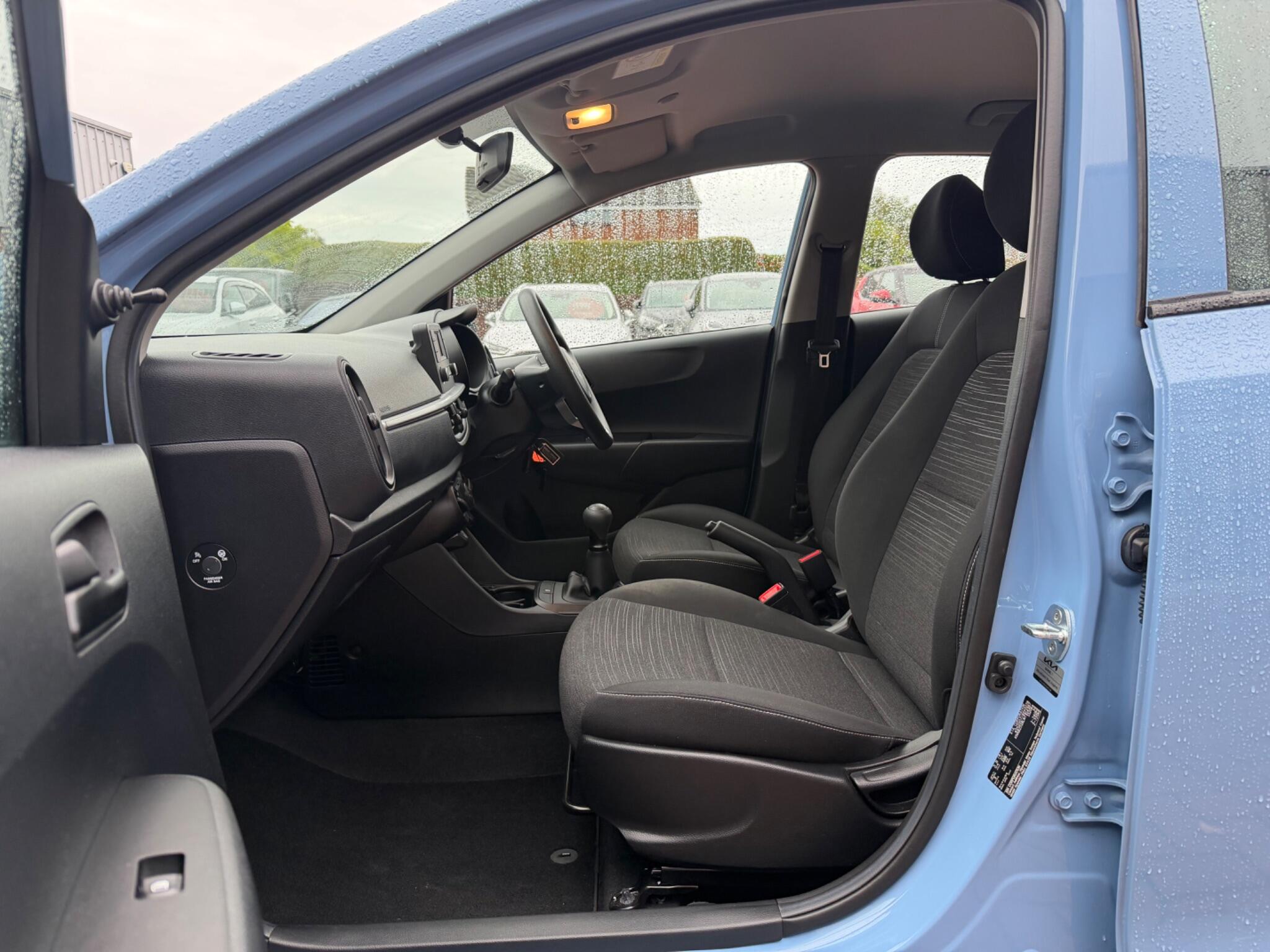 Kia Picanto view 2