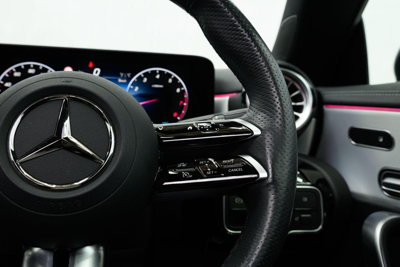 Mercedes-Benz CLA view 36