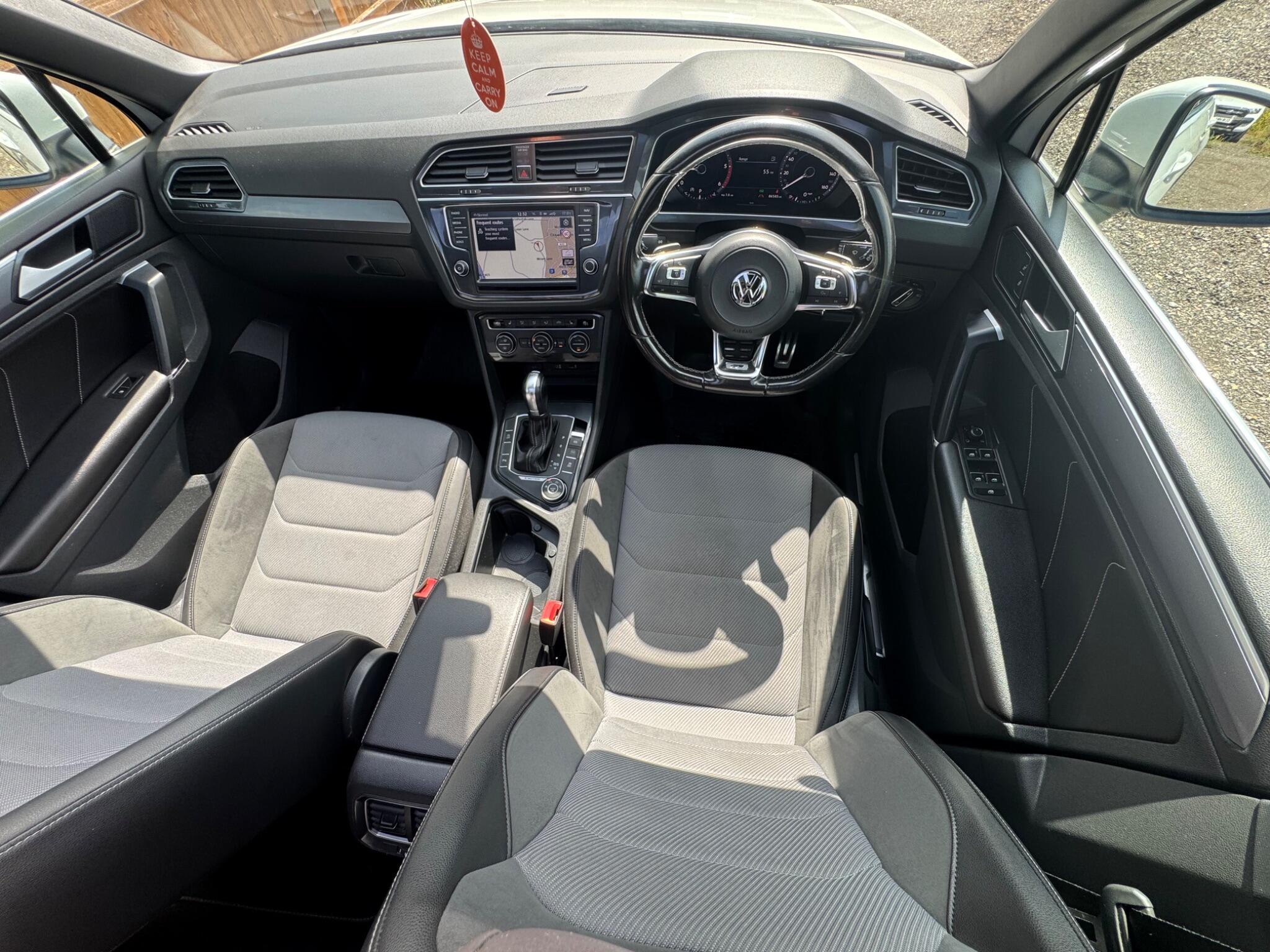 Volkswagen Tiguan view 17
