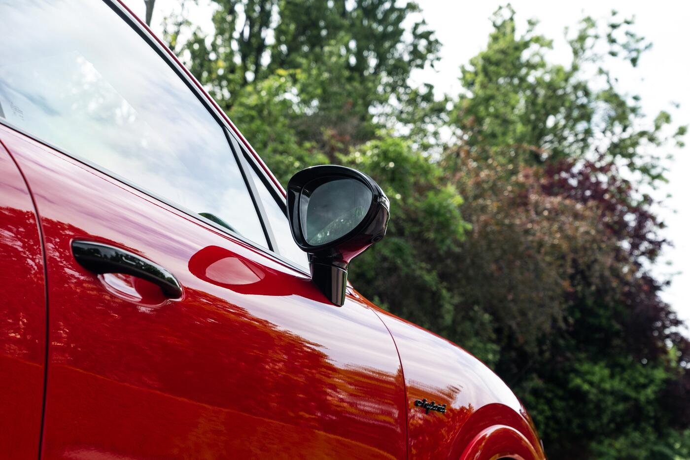 Porsche Cayenne view 22