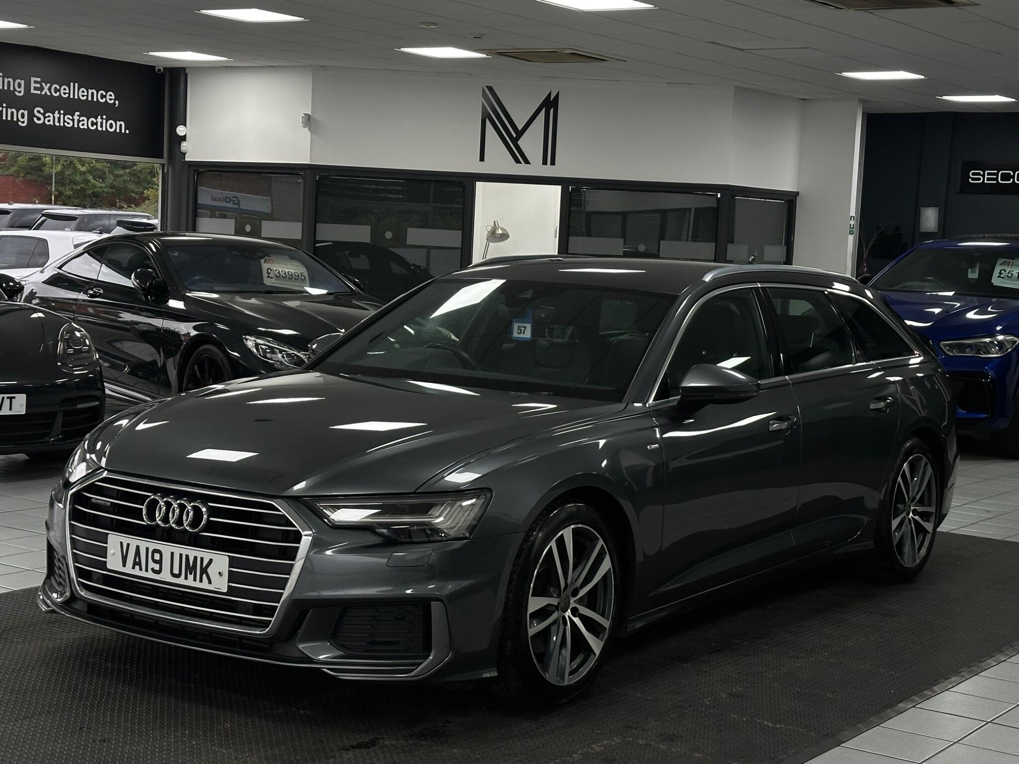 Audi A6 Avant view 6