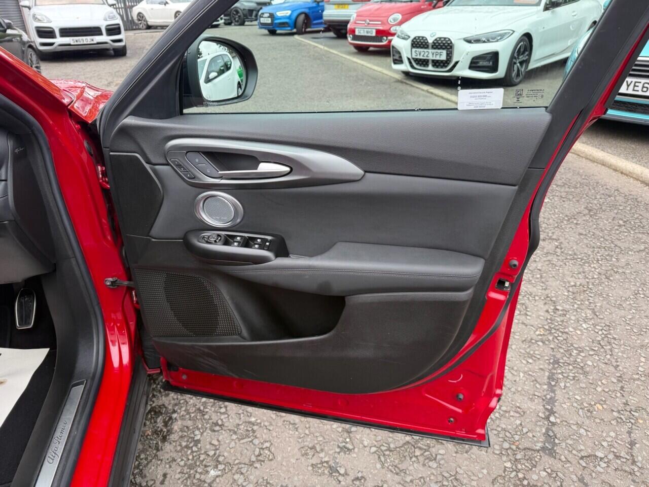 Alfa Romeo Tonale view 15