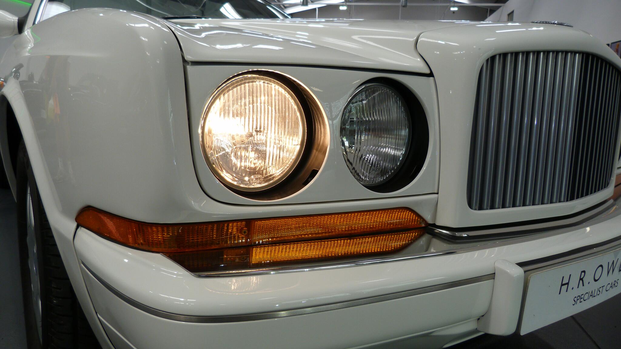 Bentley Azure view 35