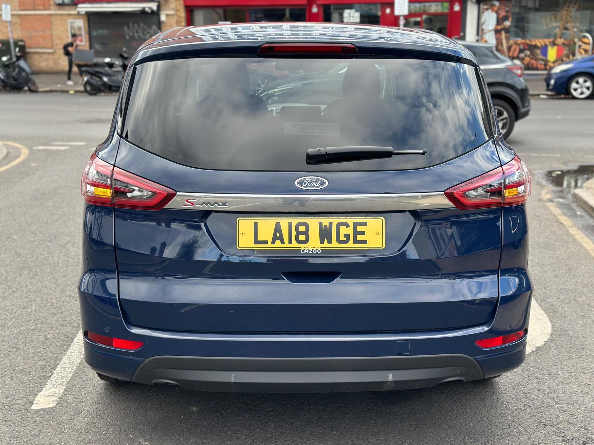 Ford S-Max view 8