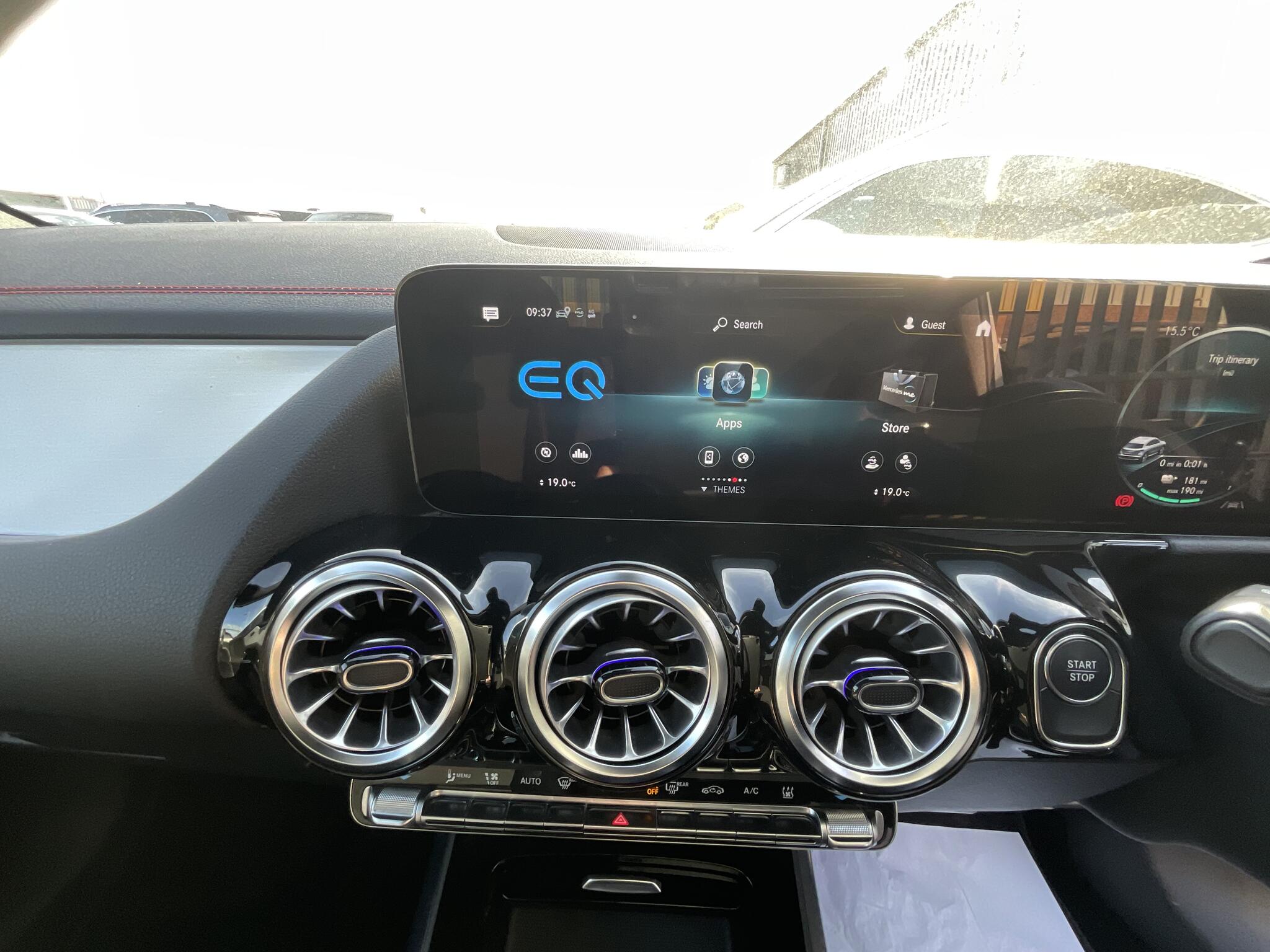 Mercedes-Benz Eqa view 26
