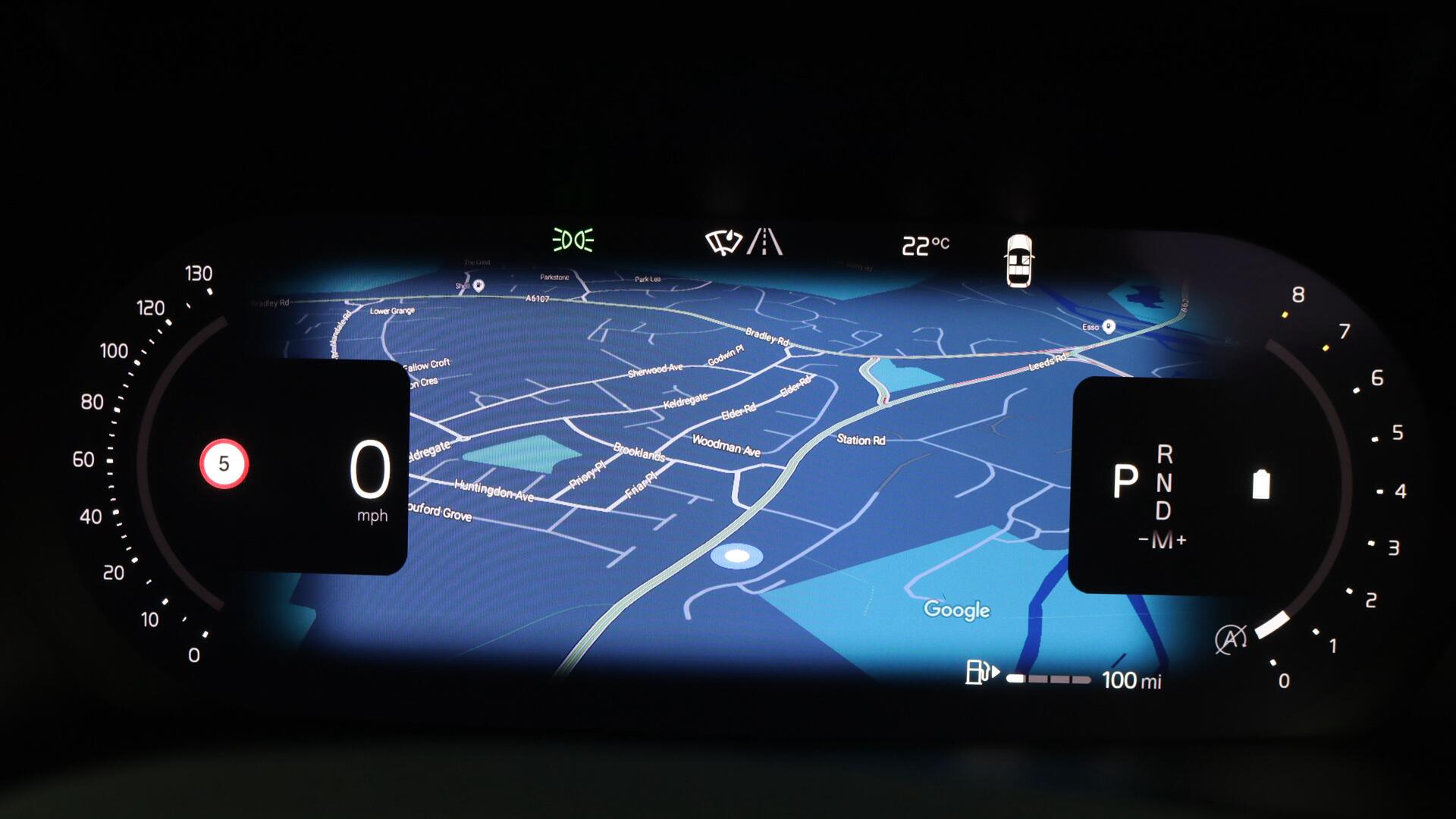 Volvo XC40 view 11