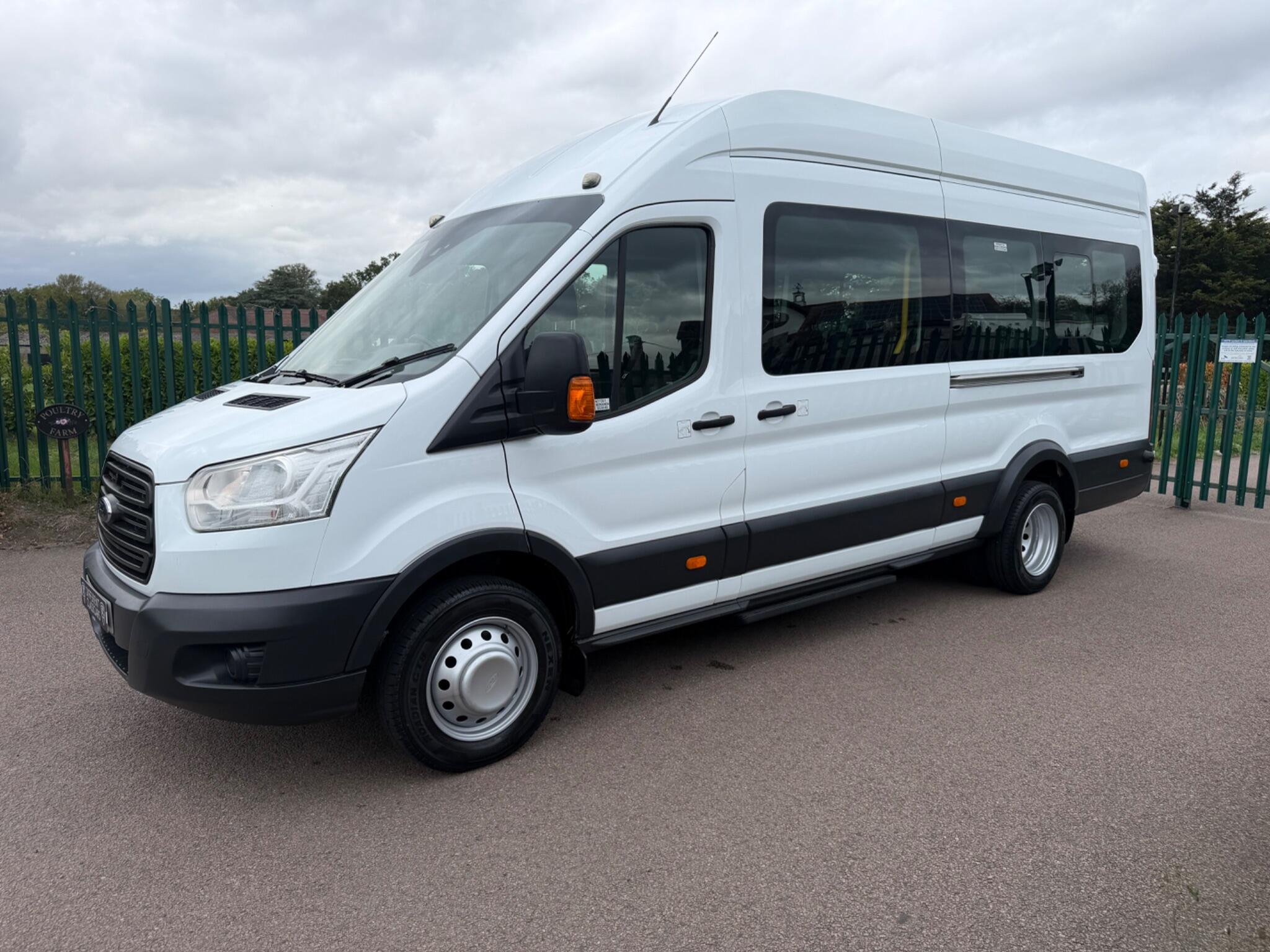 Ford Transit view 9