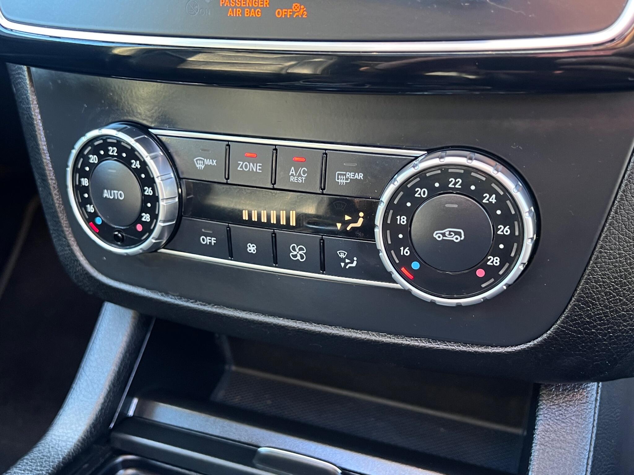Mercedes-Benz Gle view 24