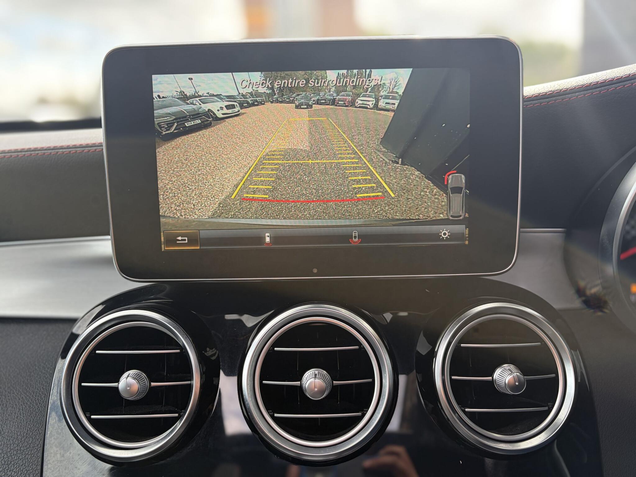 Mercedes-Benz GLC view 21