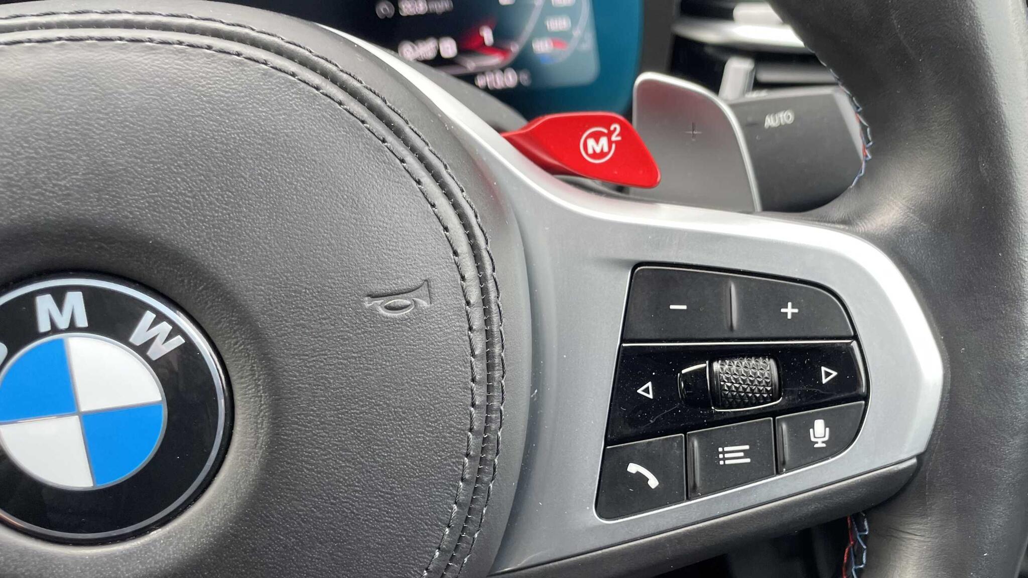 BMW M5 view 21