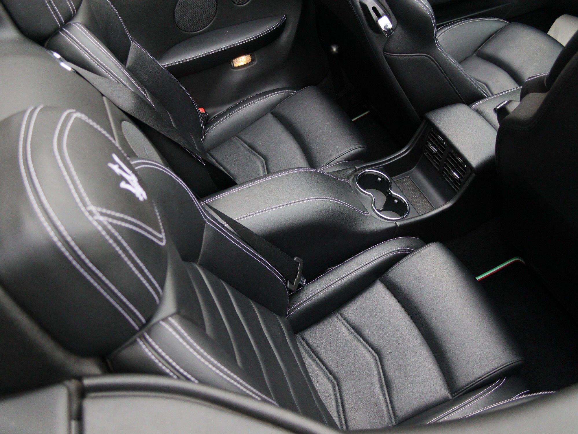 Maserati Grancabrio view 33