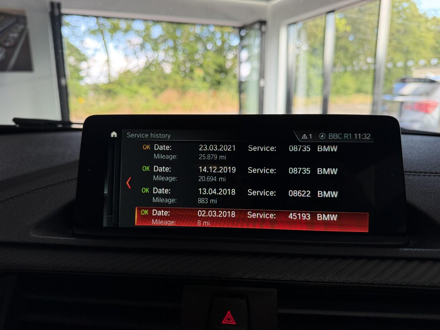 BMW M2 view 14