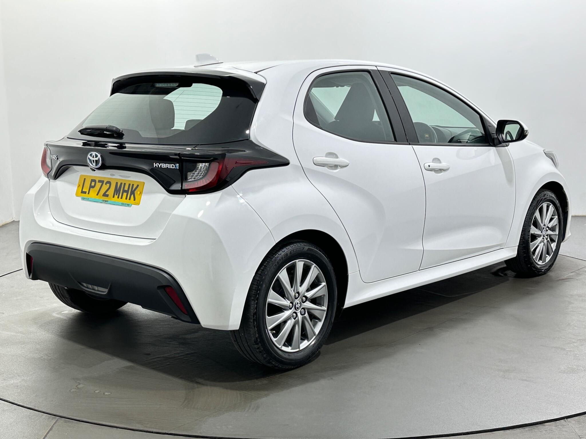 Toyota Yaris view 8