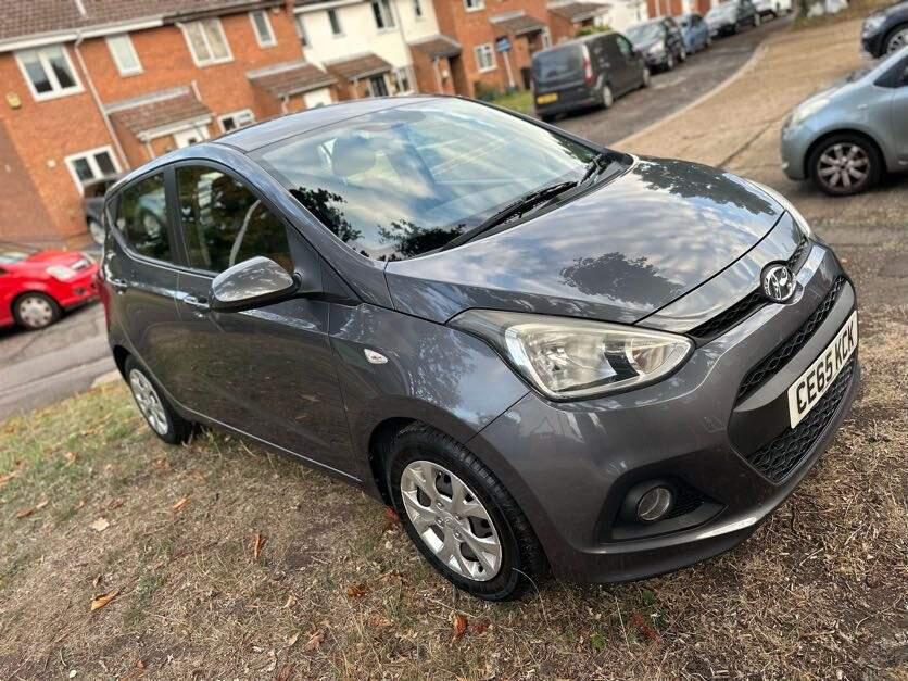 Hyundai i10