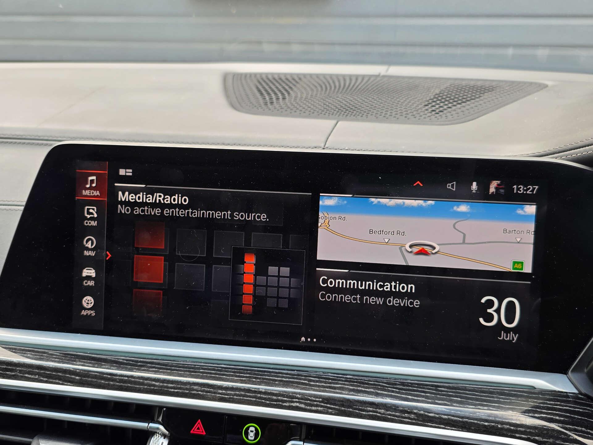BMW X7 view 40