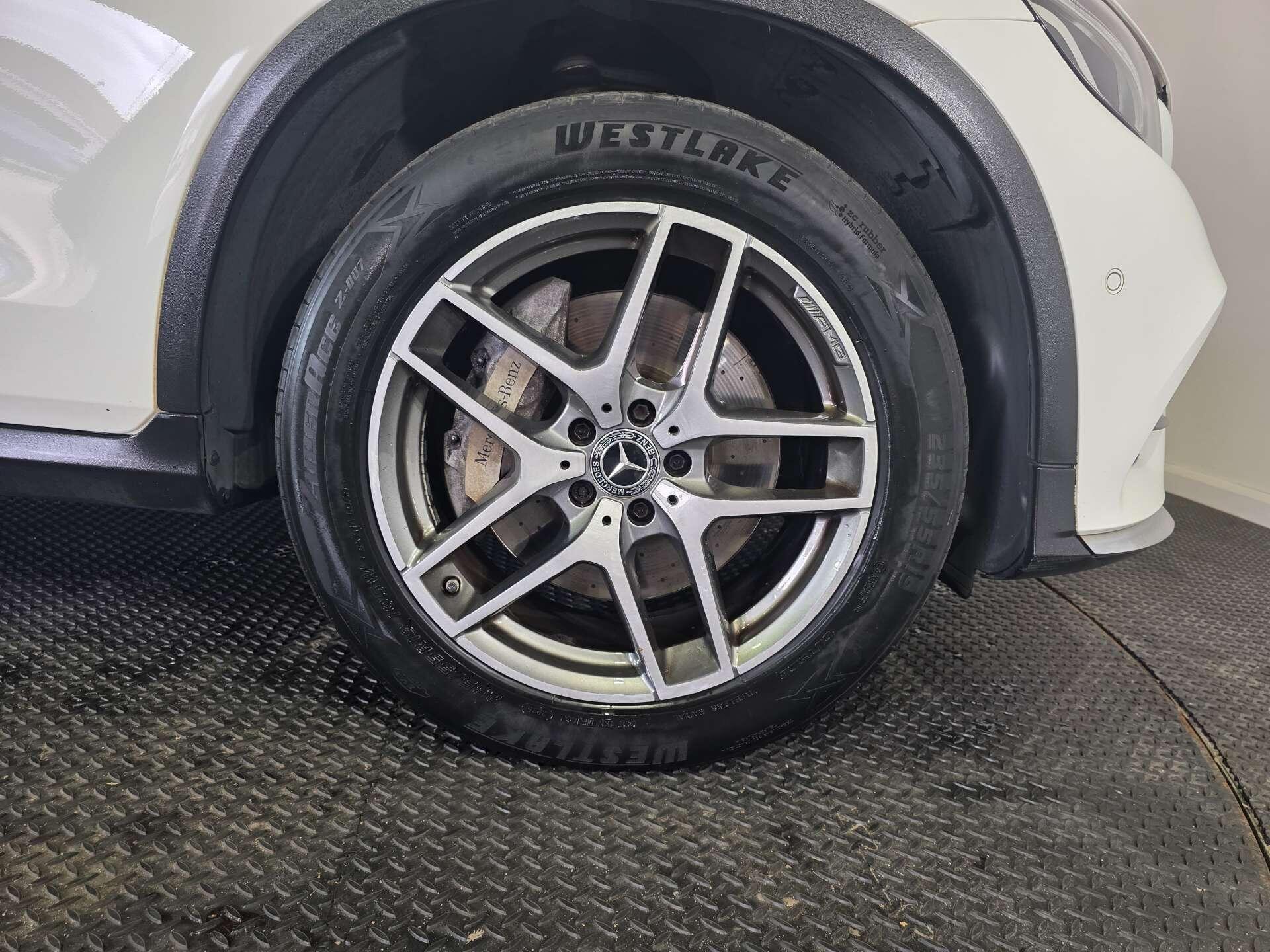 Mercedes-Benz GLC view 61